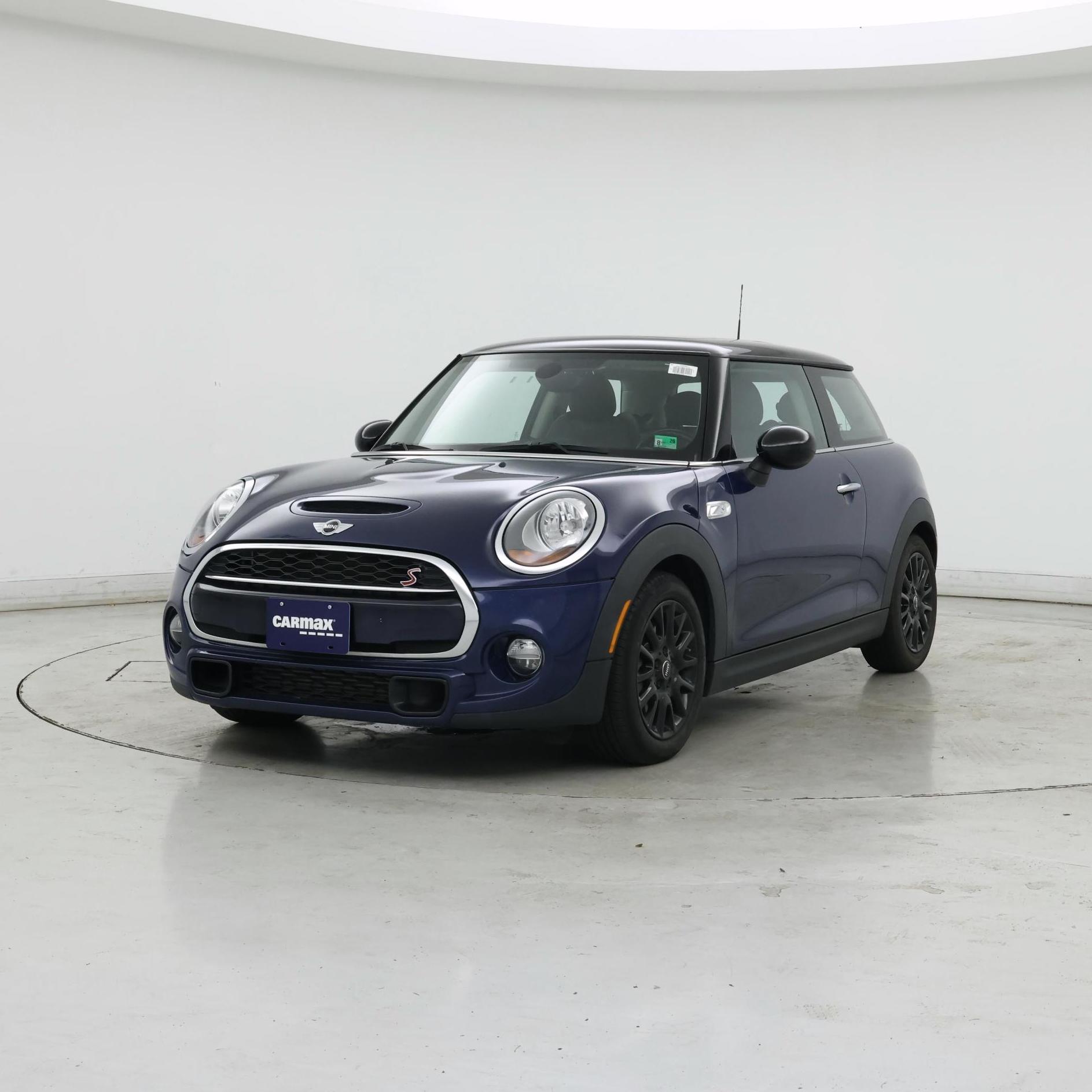 Thumbnail: 2015 MINI Cooper Hardtop - 4