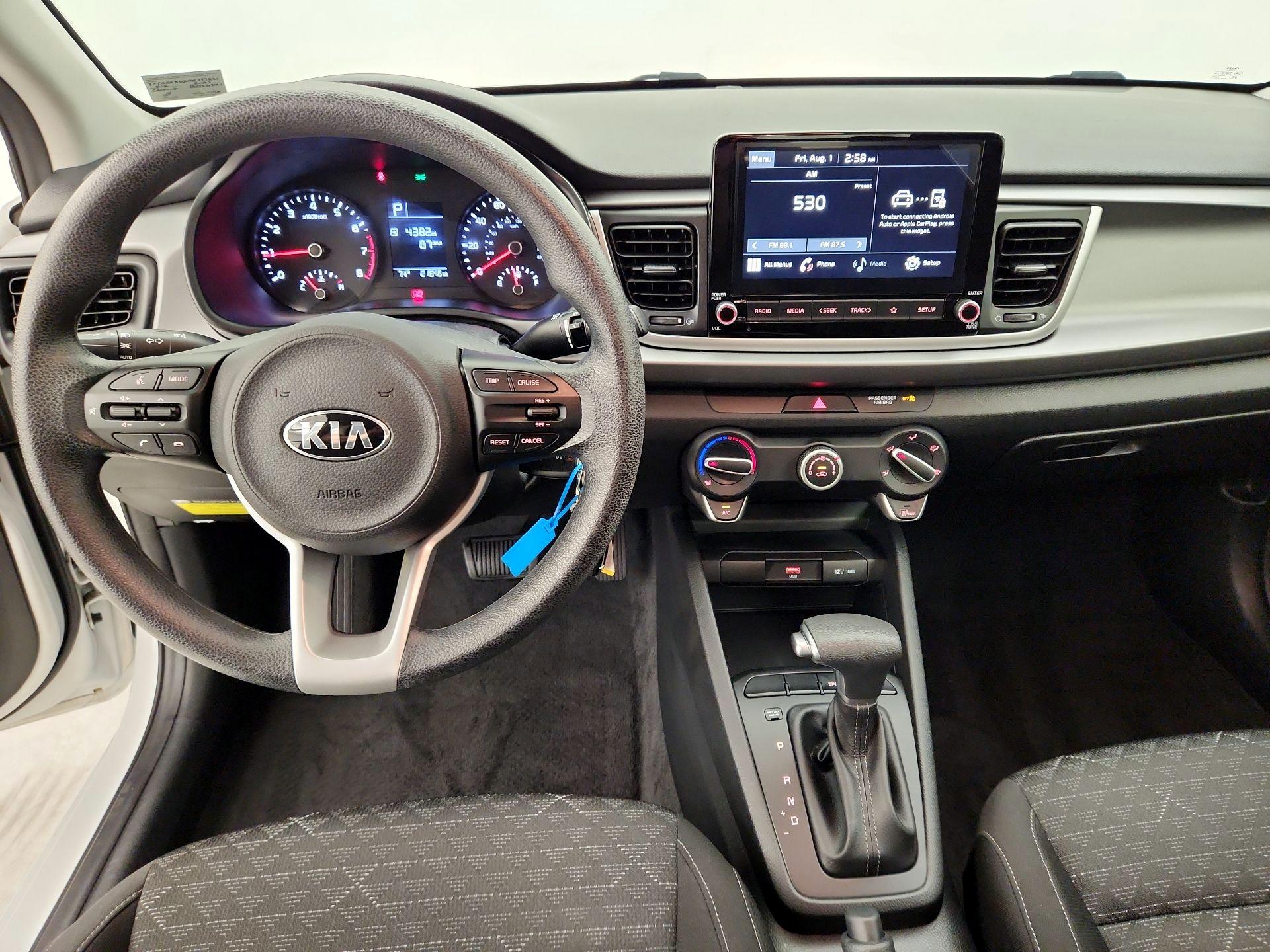 Thumbnail: 2021 Kia Rio - 9