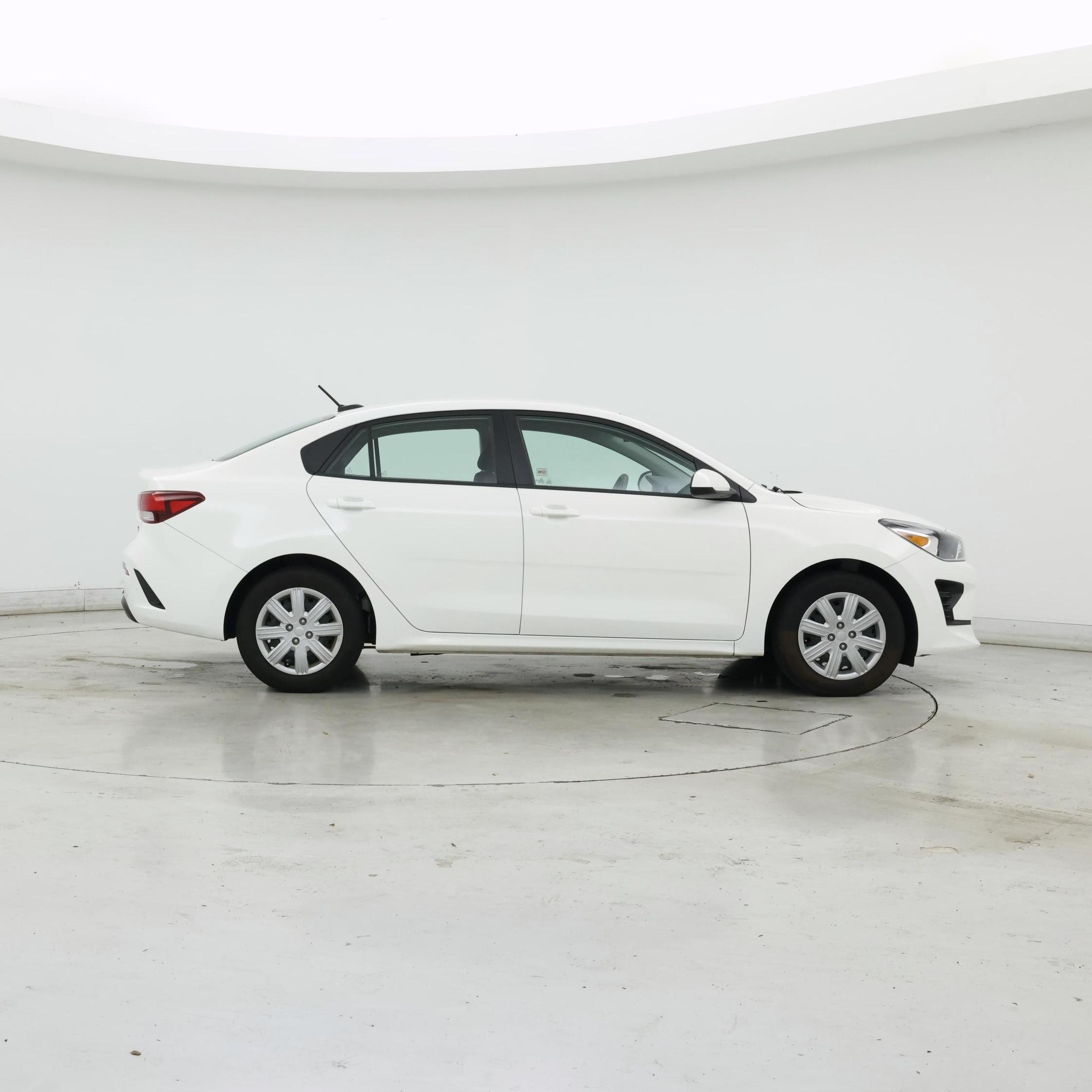 Thumbnail: 2021 Kia Rio - 7
