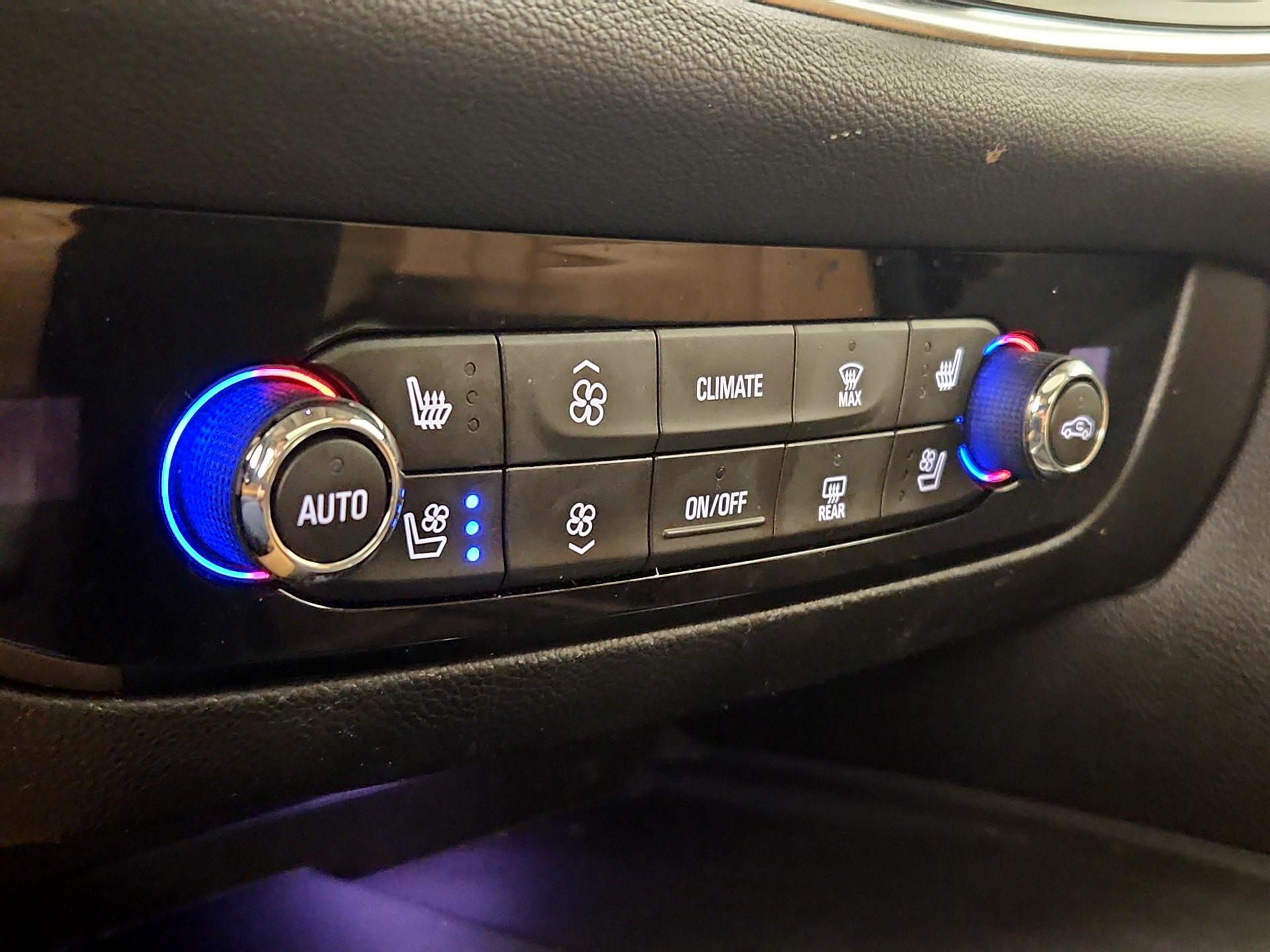 Thumbnail: 2019 Buick Enclave - 17
