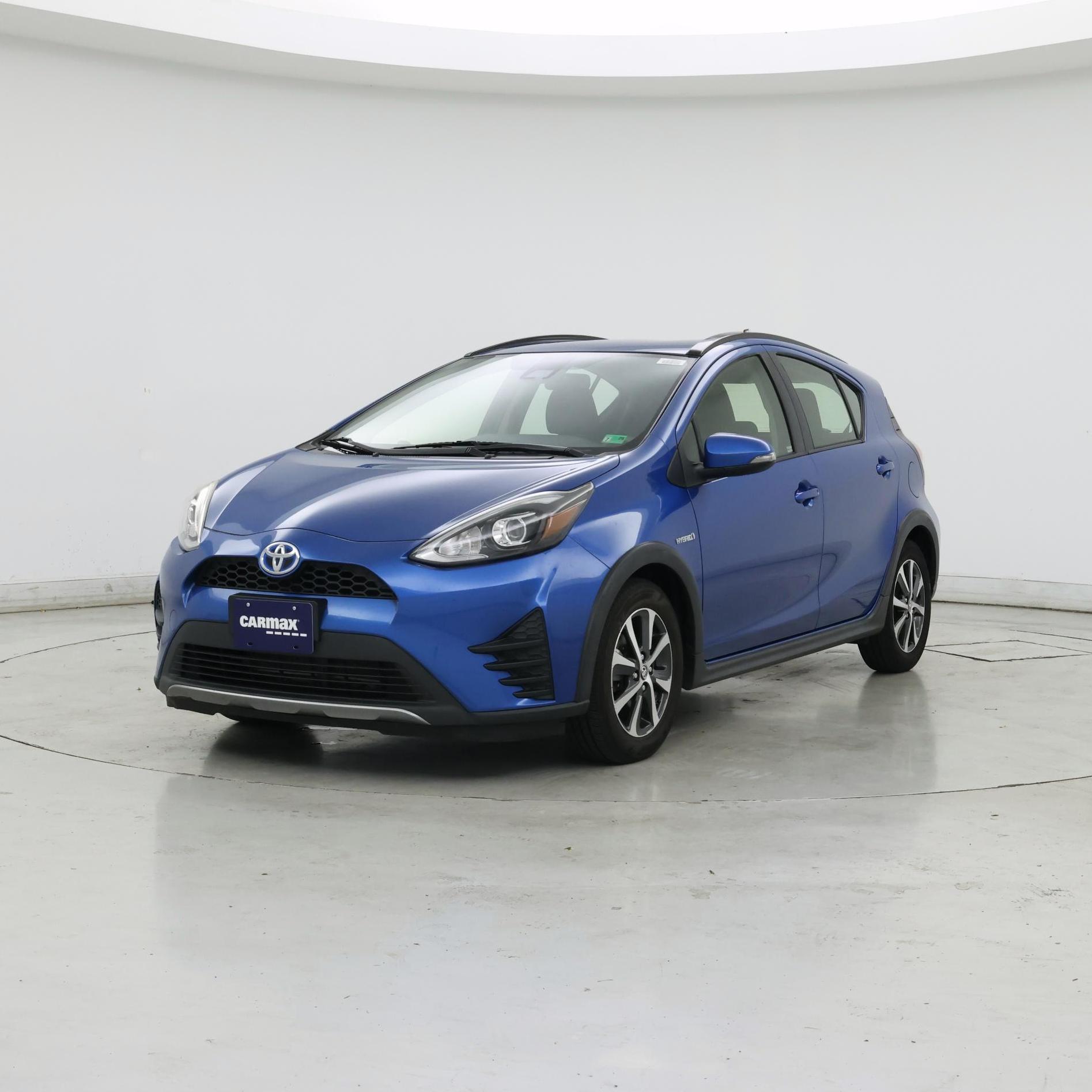Thumbnail: 2018 Toyota Prius c - 4