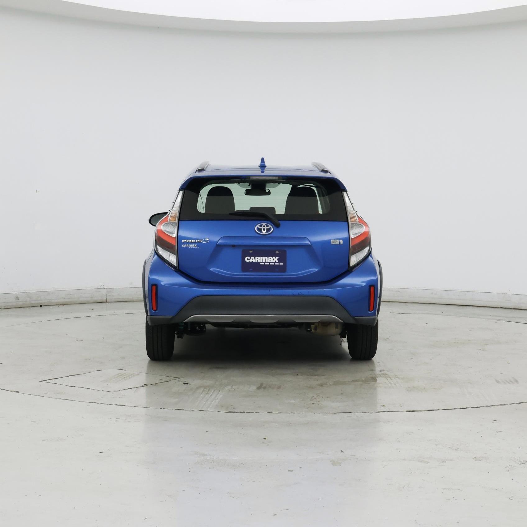 Thumbnail: 2018 Toyota Prius c - 6