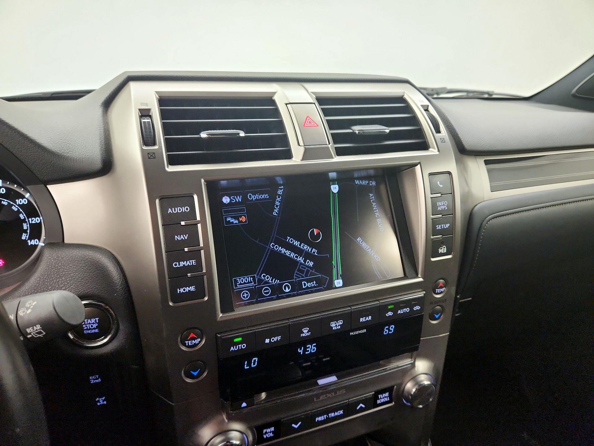 Thumbnail: 2021 Lexus GX - 14