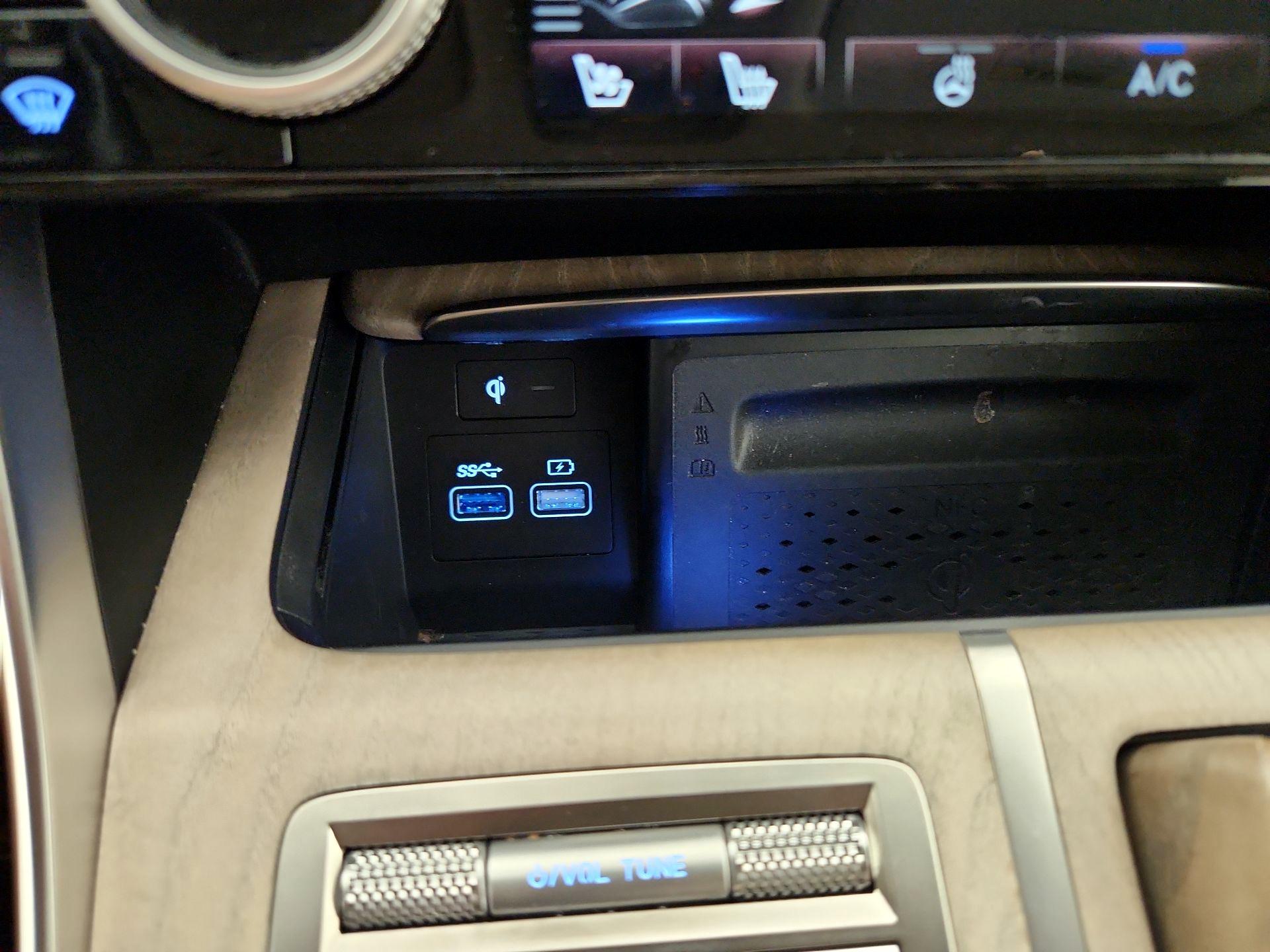 Thumbnail: 2023 Genesis GV80 - 18