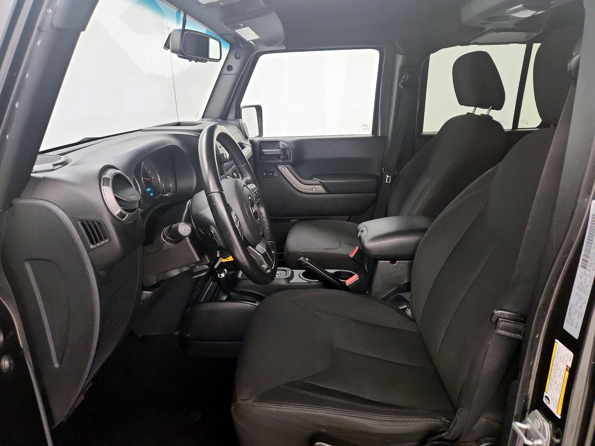 Thumbnail: 2018 Jeep Wrangler - 11