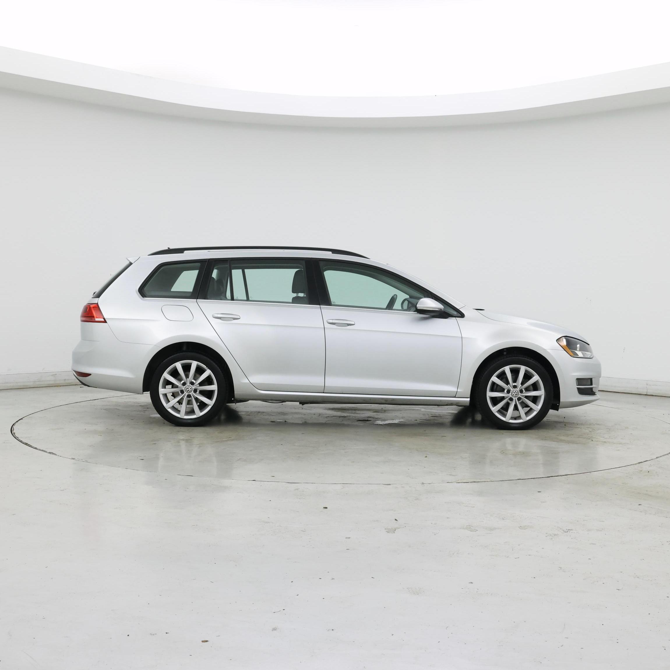 Thumbnail: 2016 Volkswagen Golf - 7