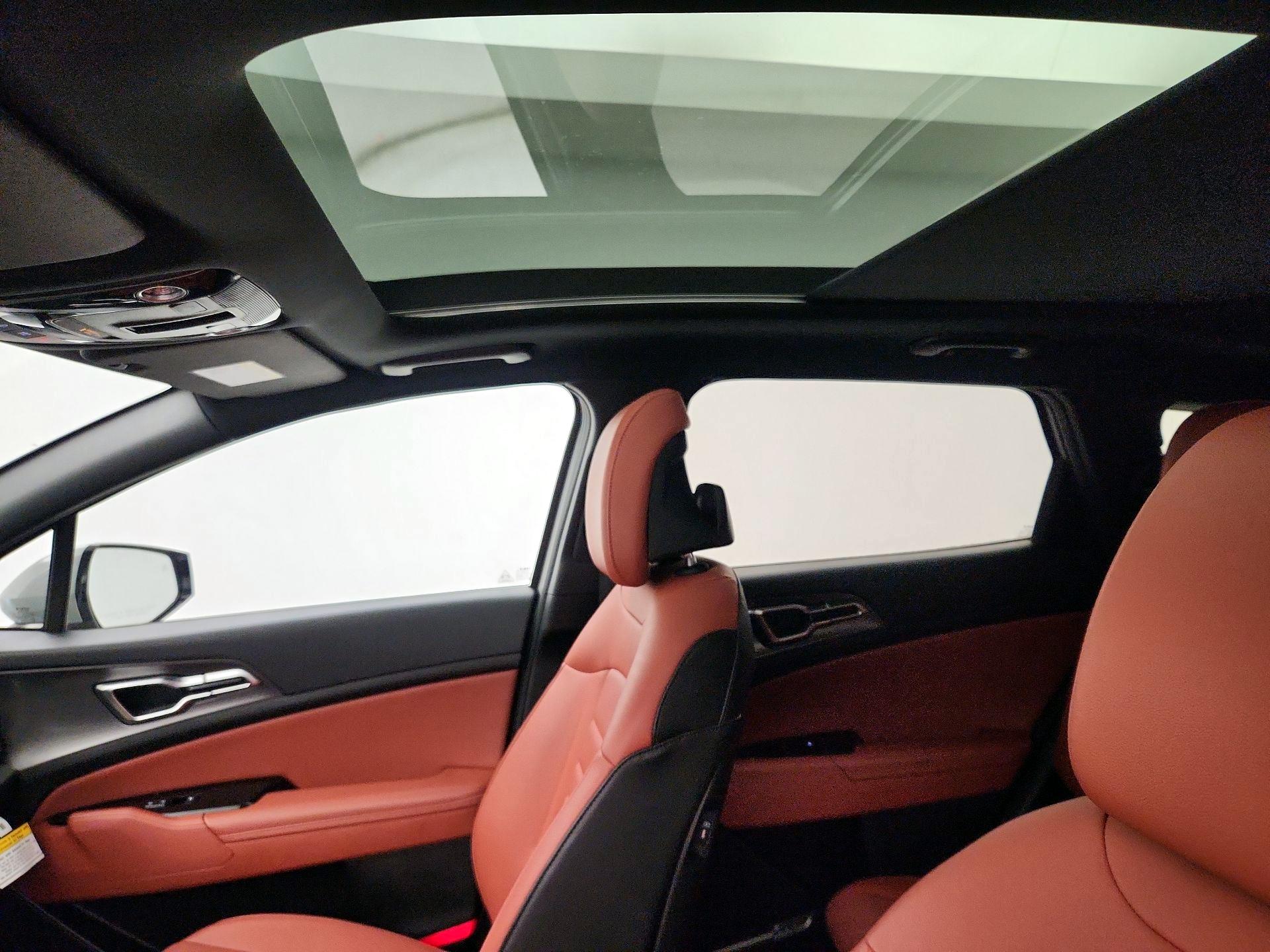 Thumbnail: 2023 Kia Sportage - 20