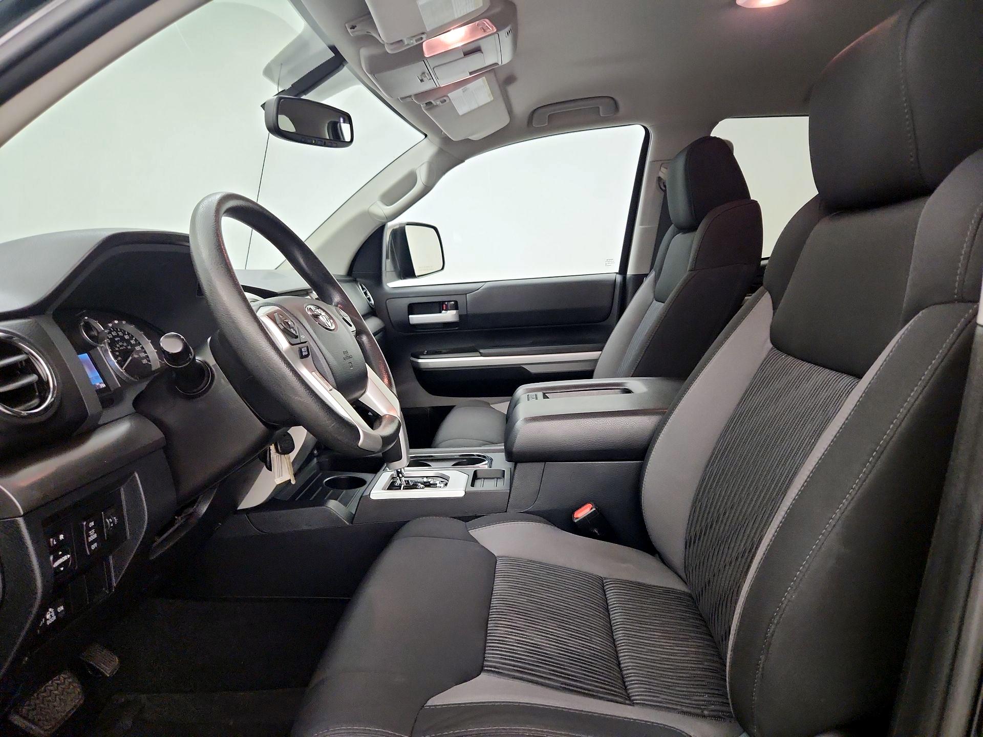 Thumbnail: 2016 Toyota Tundra - 11