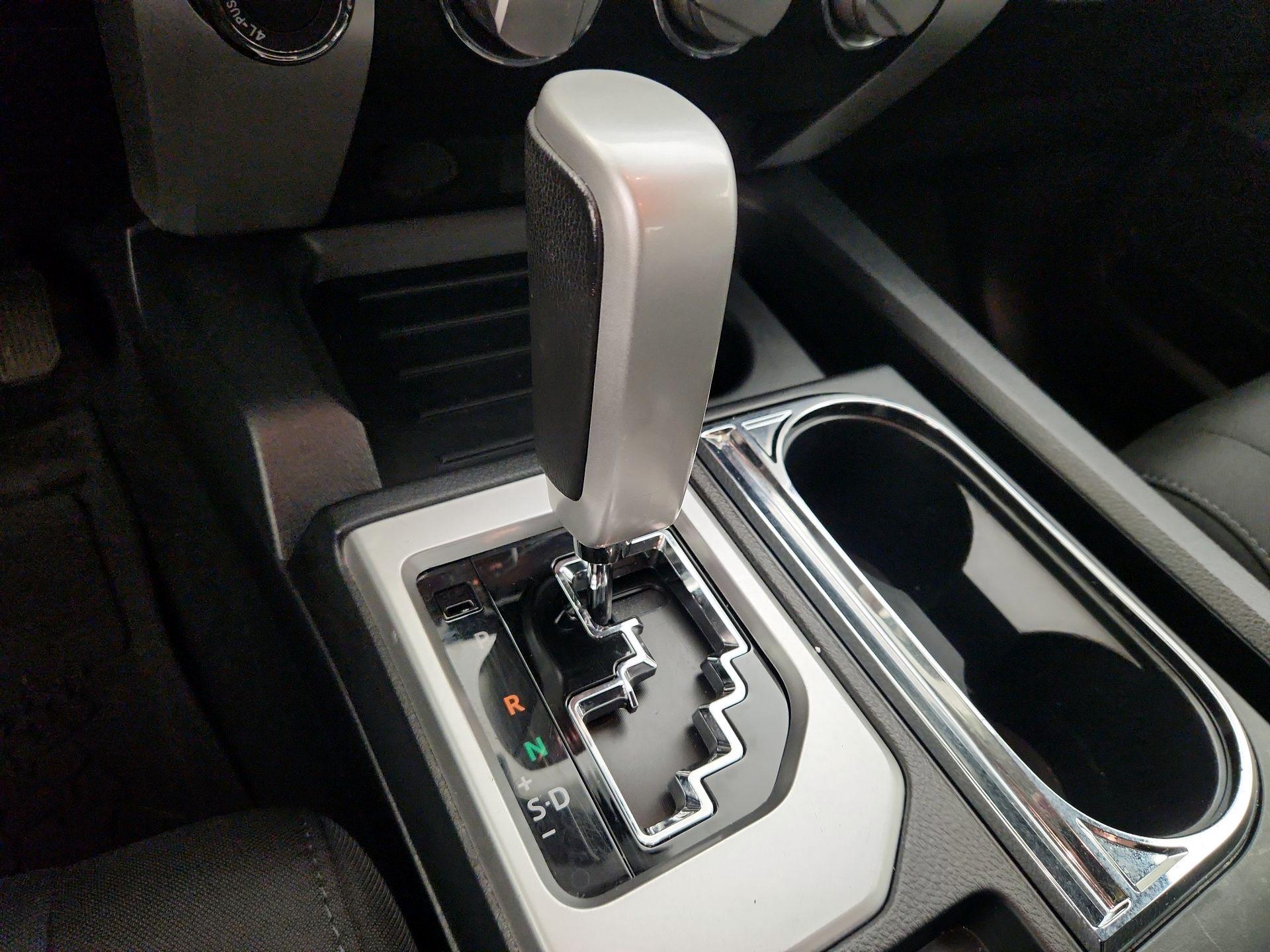 Thumbnail: 2016 Toyota Tundra - 17
