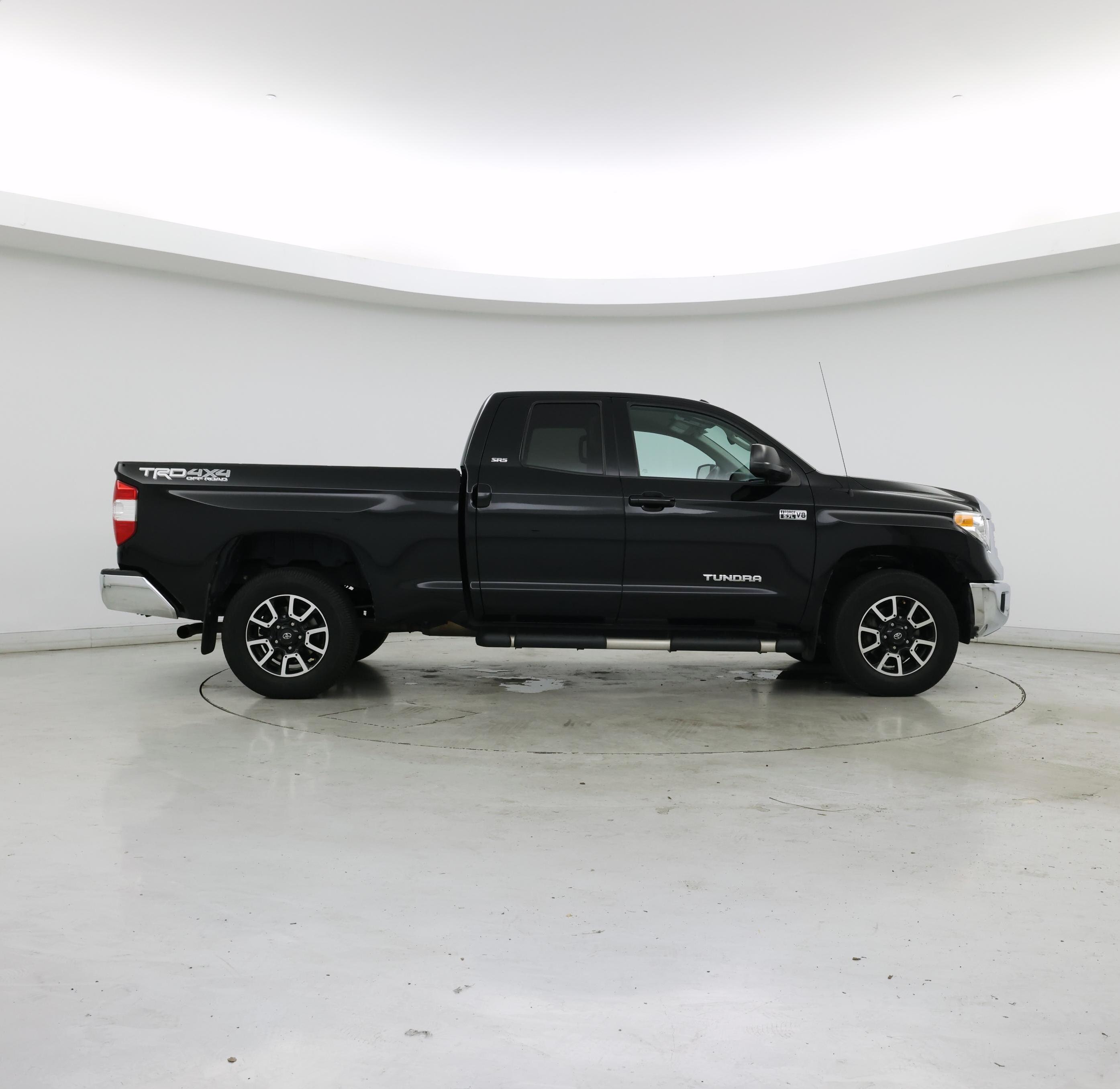 Thumbnail: 2016 Toyota Tundra - 7