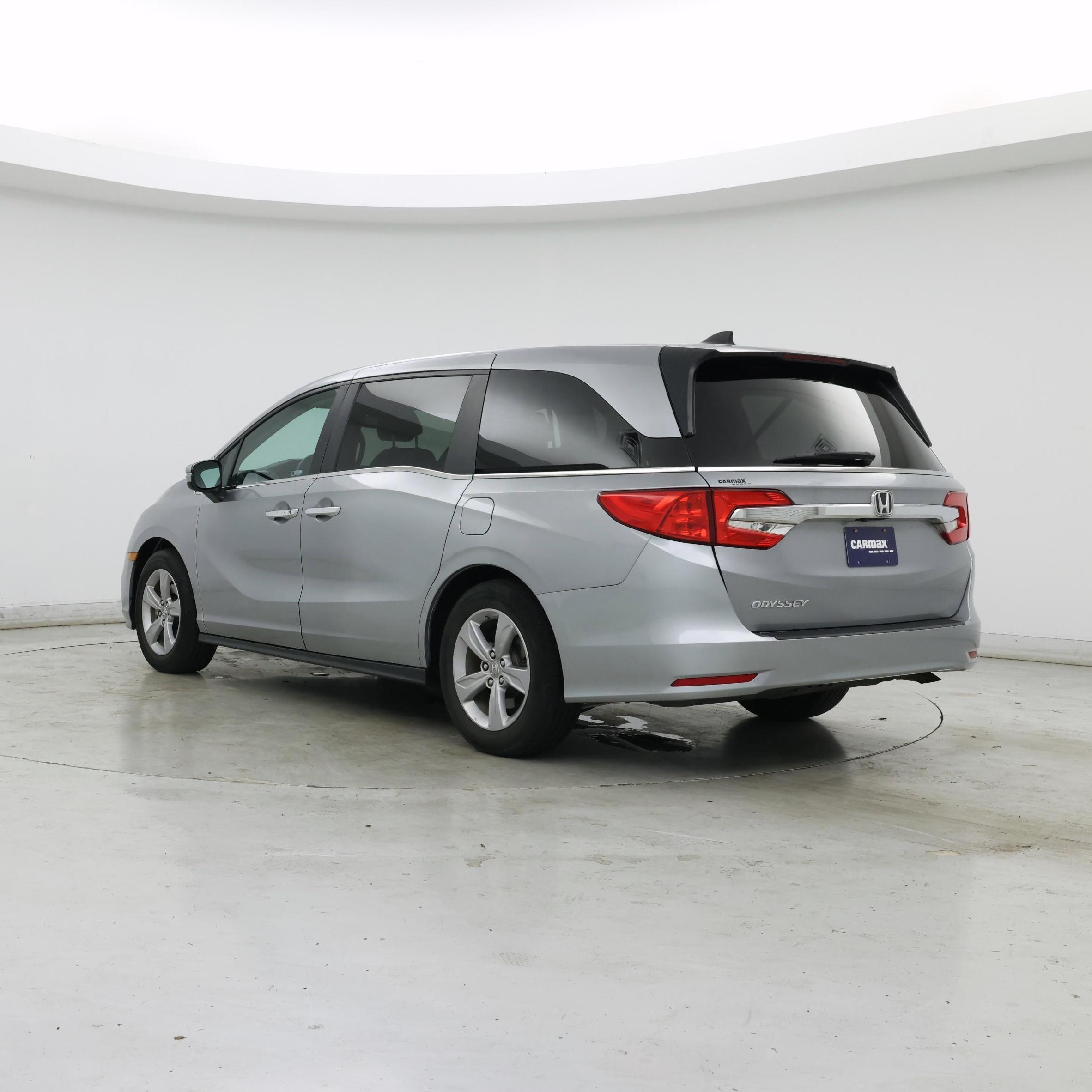 Thumbnail: 2019 Honda Odyssey - 2