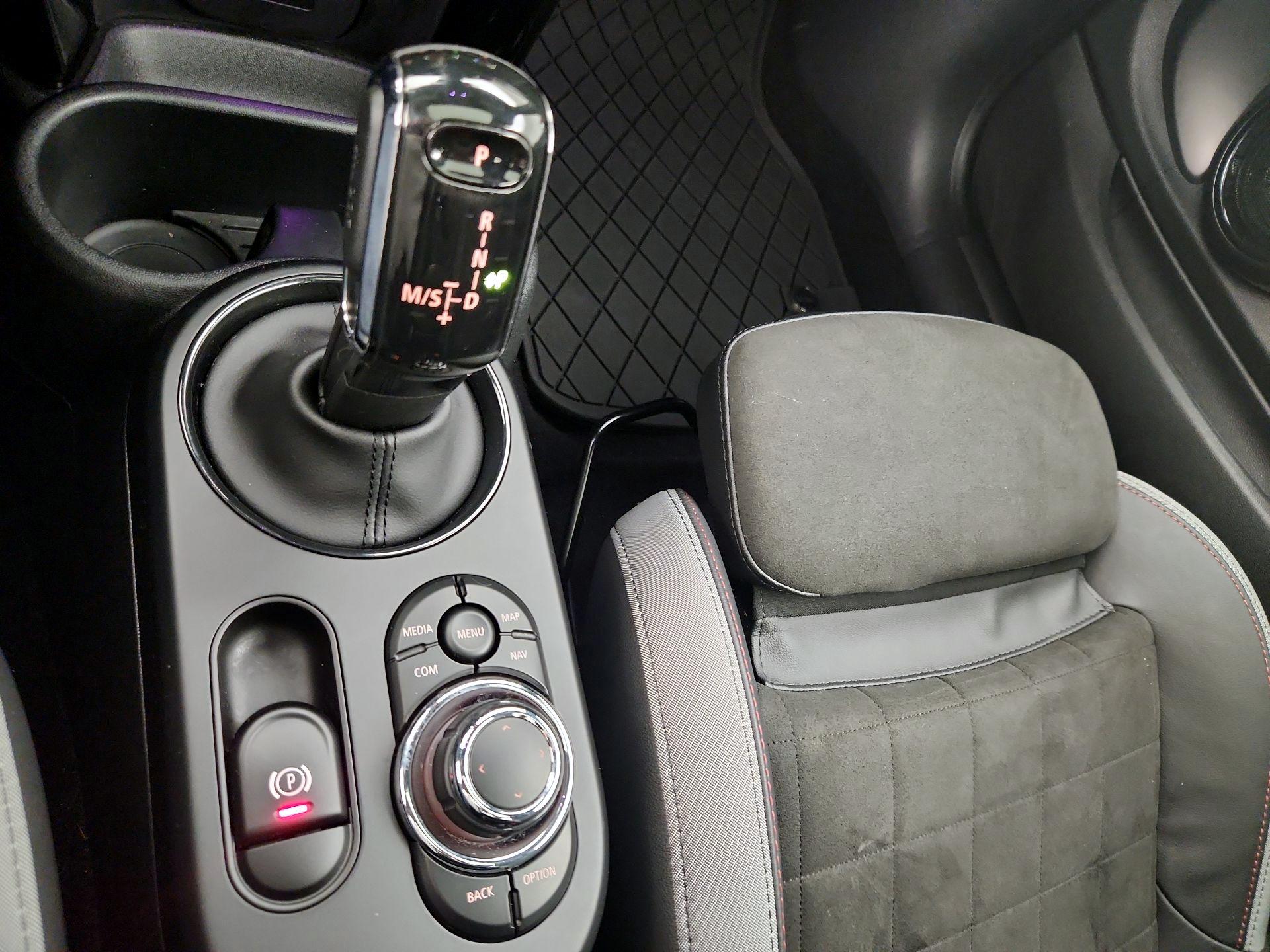 Thumbnail: 2023 MINI Cooper Hardtop - 18