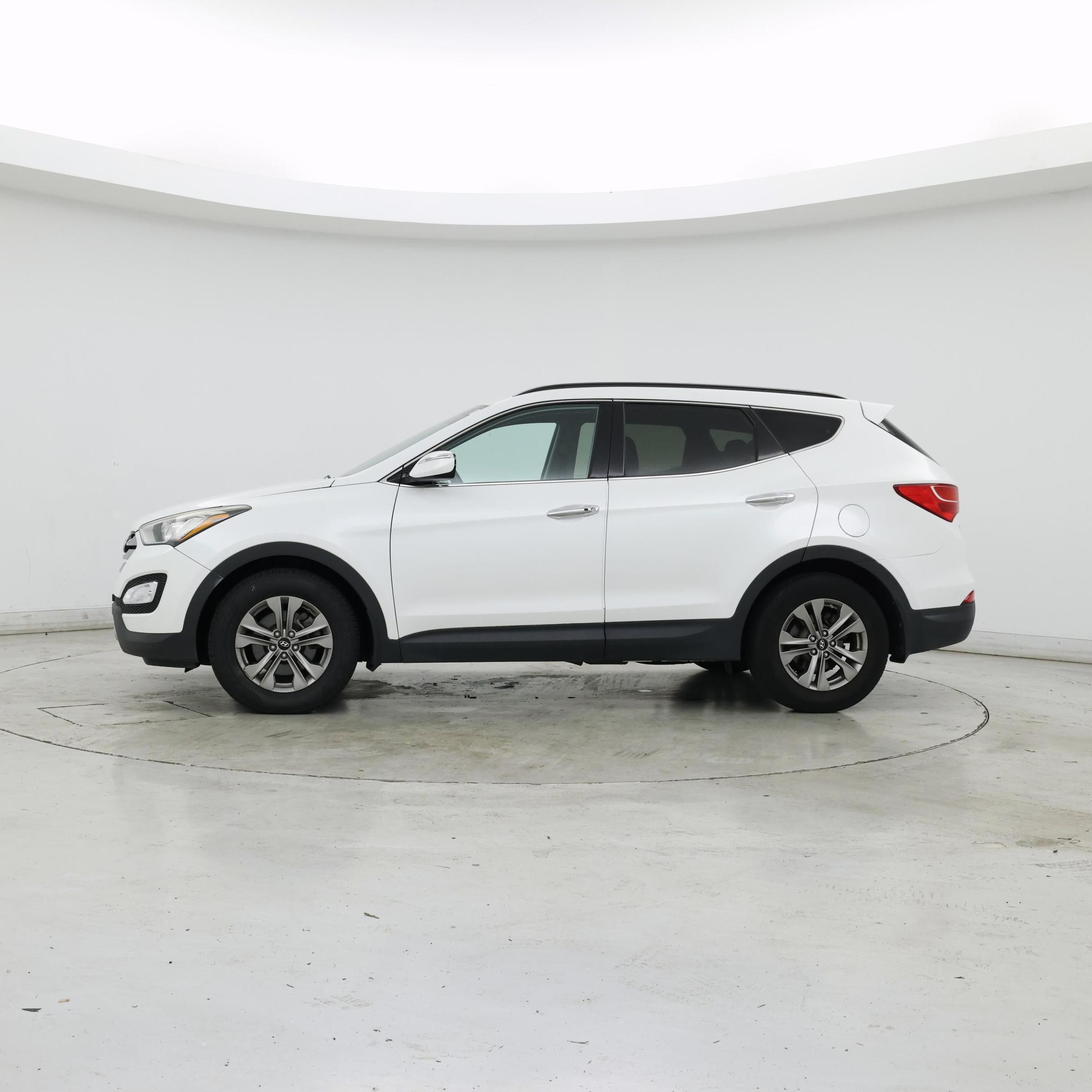 Thumbnail: 2016 Hyundai Santa Fe - 3