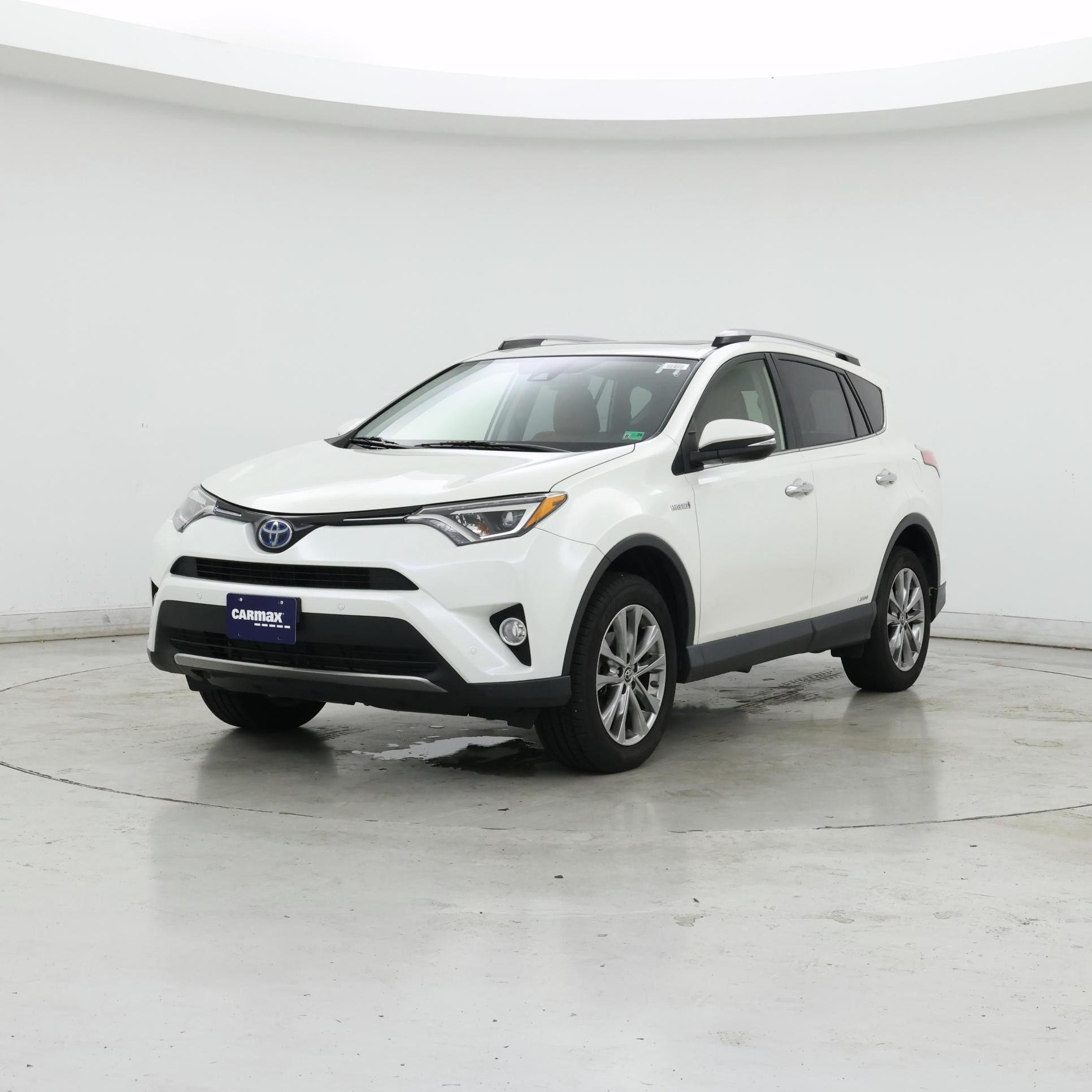 Thumbnail: 2018 Toyota RAV4 - 4
