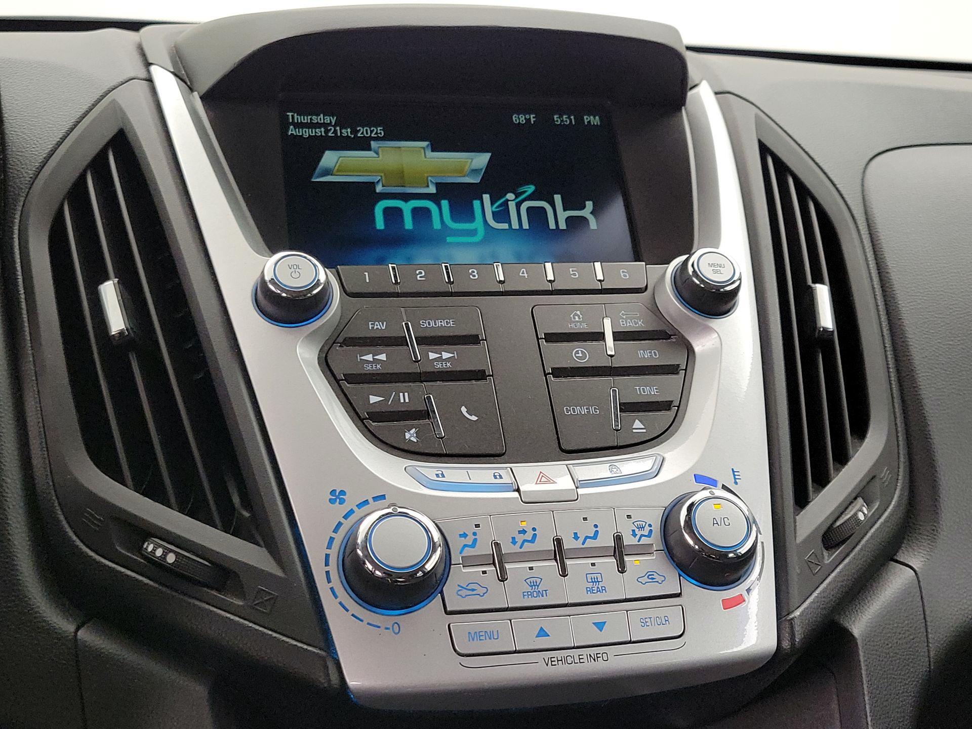 Thumbnail: 2015 Chevrolet Equinox - 15