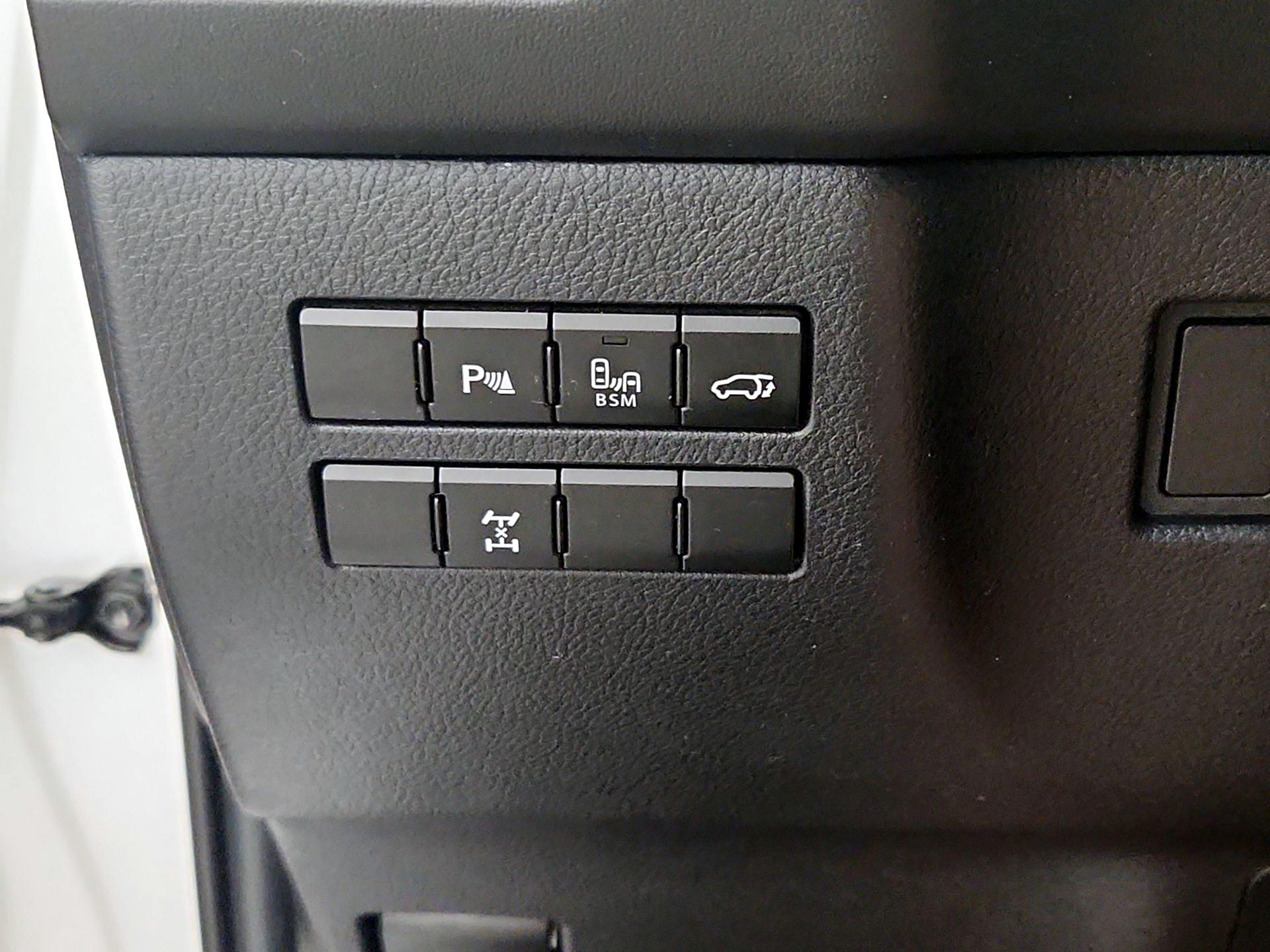 Thumbnail: 2015 Lexus NX - 13