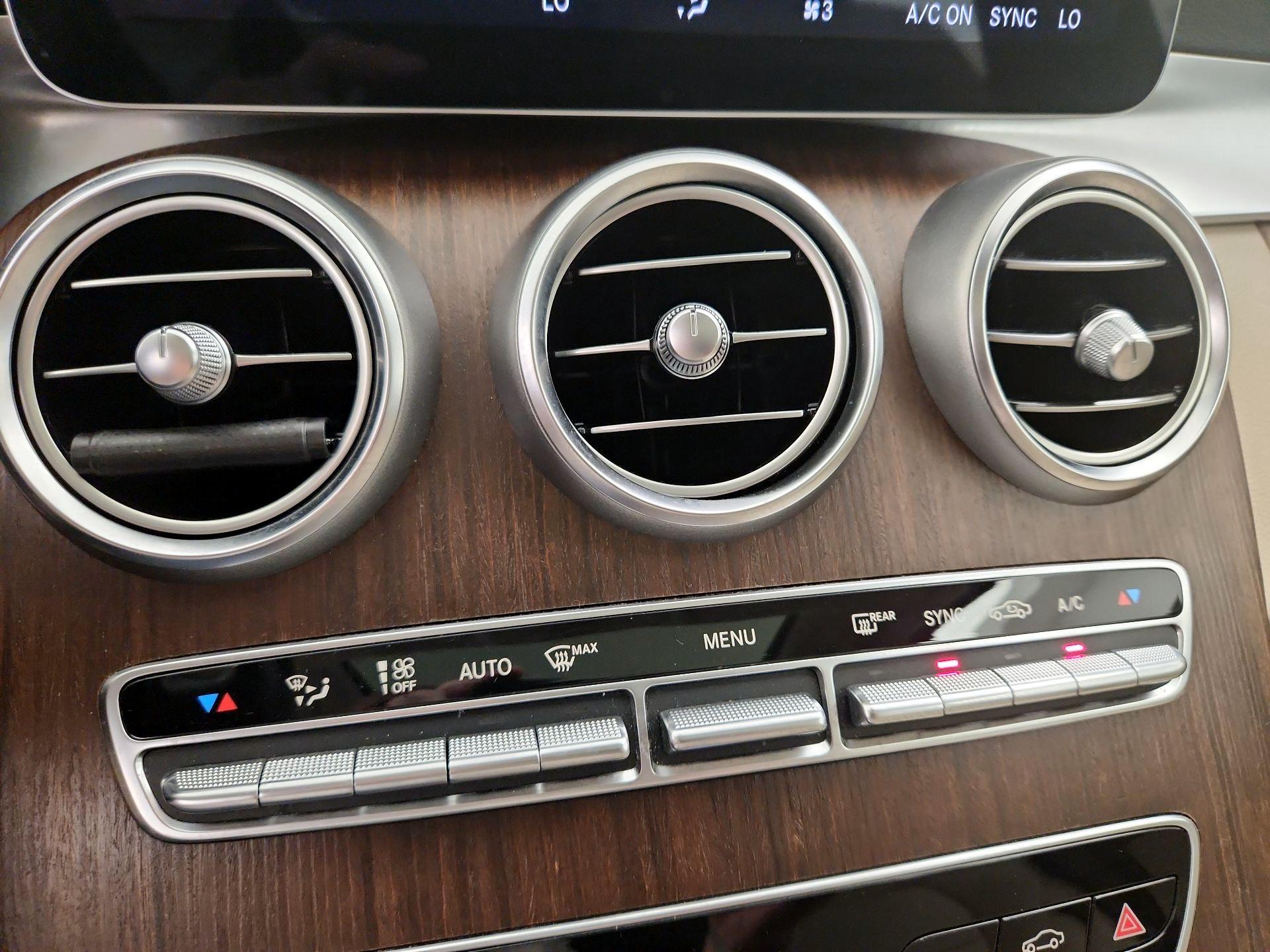 Thumbnail: 2021 Mercedes-Benz C-Class - 17