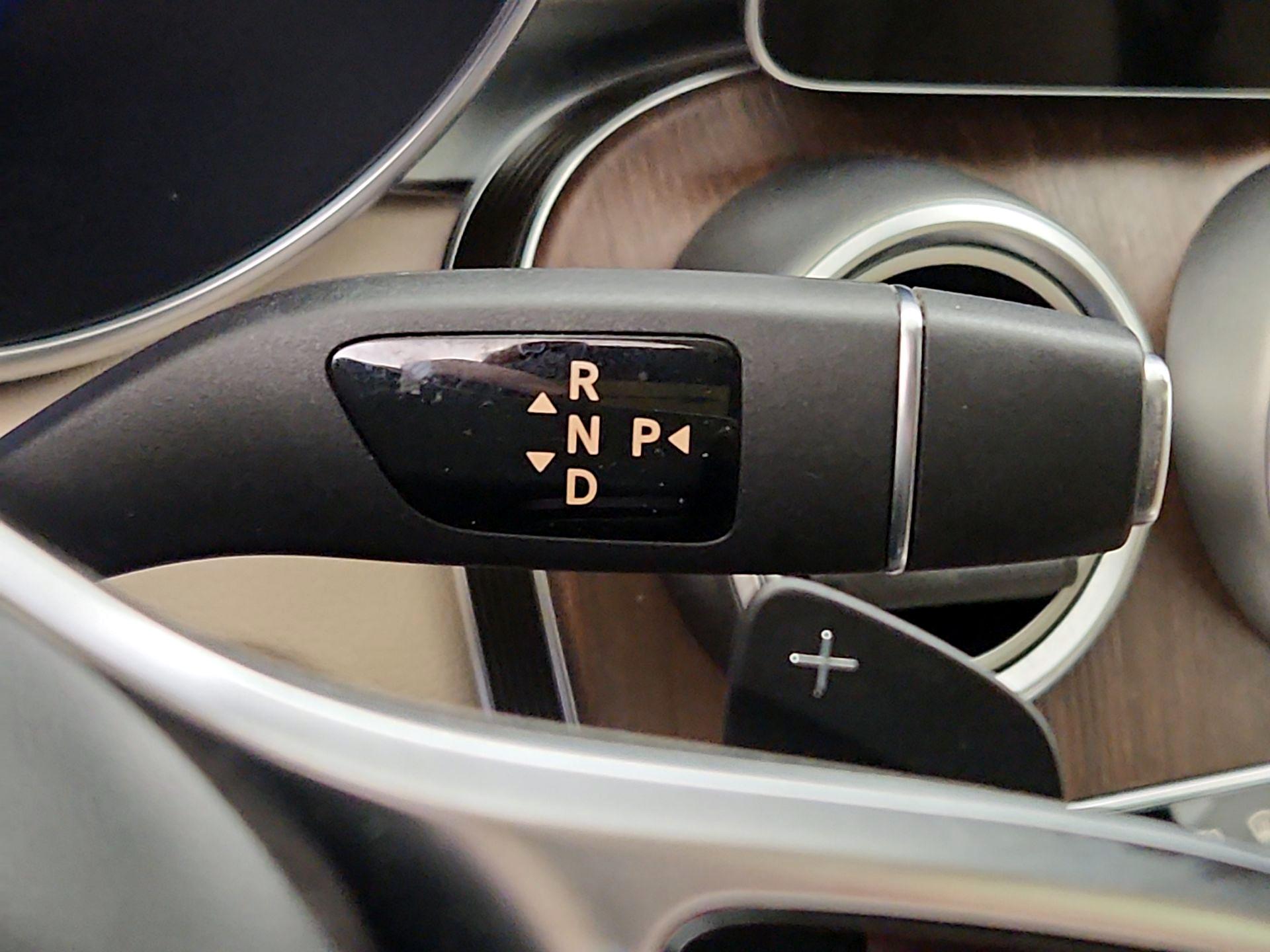 Thumbnail: 2021 Mercedes-Benz C-Class - 18