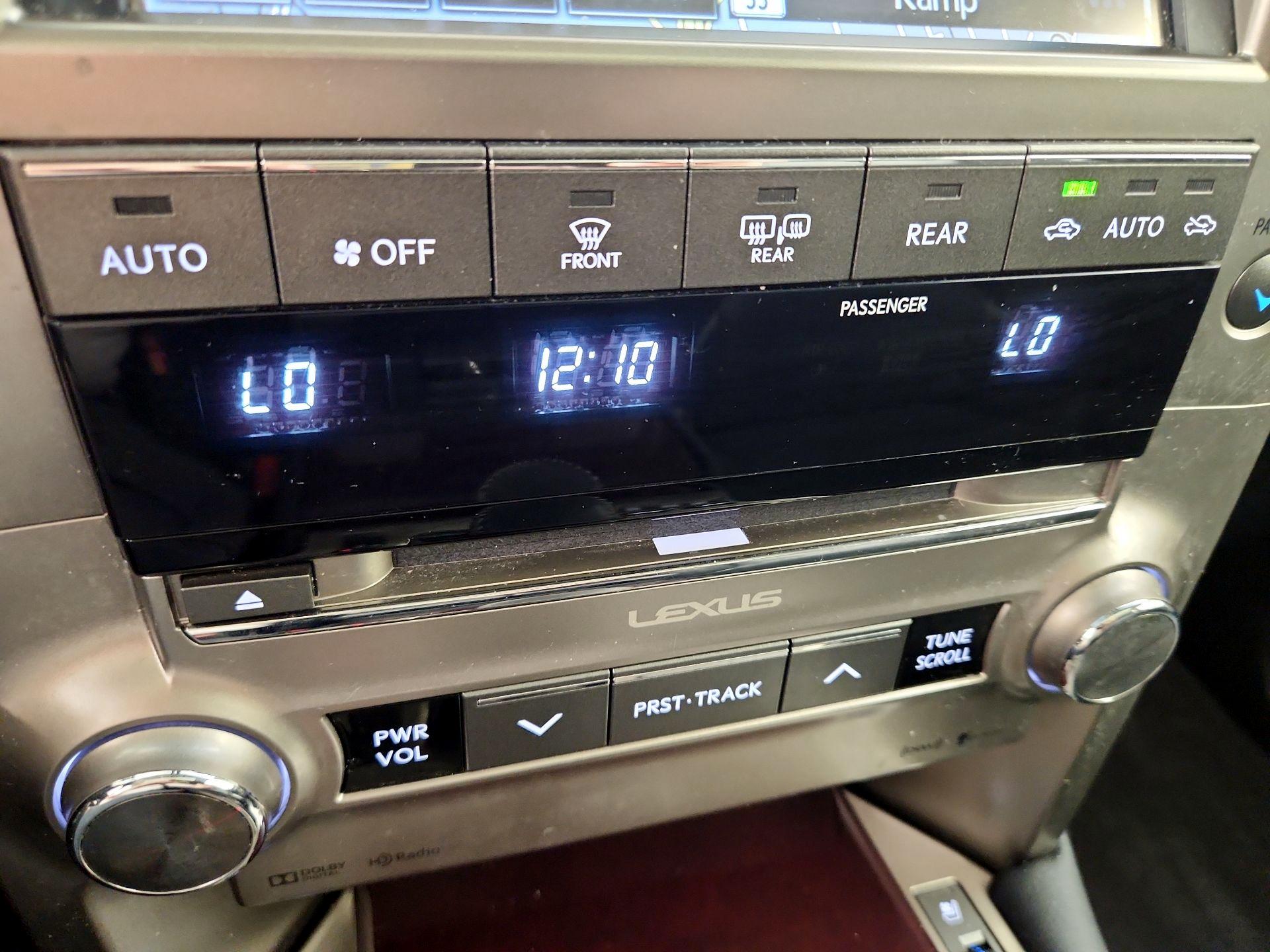 Thumbnail: 2018 Lexus GX - 17