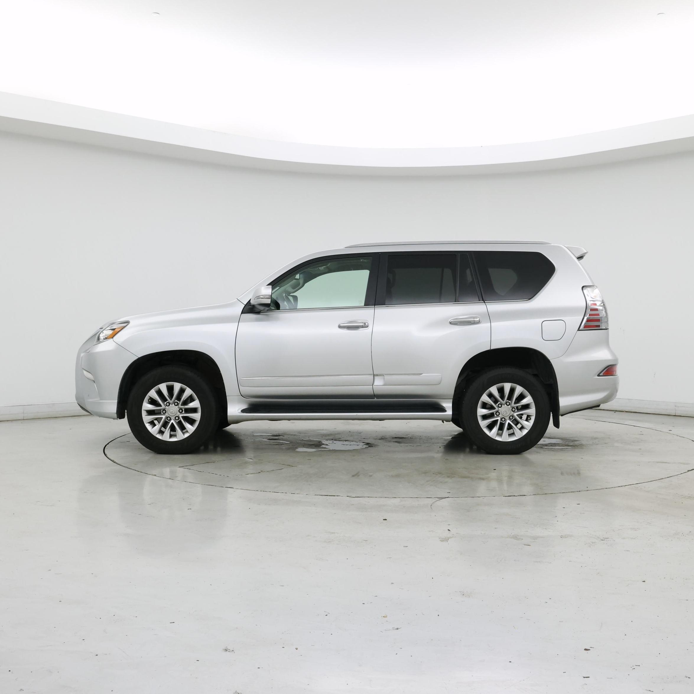 Thumbnail: 2018 Lexus GX - 3