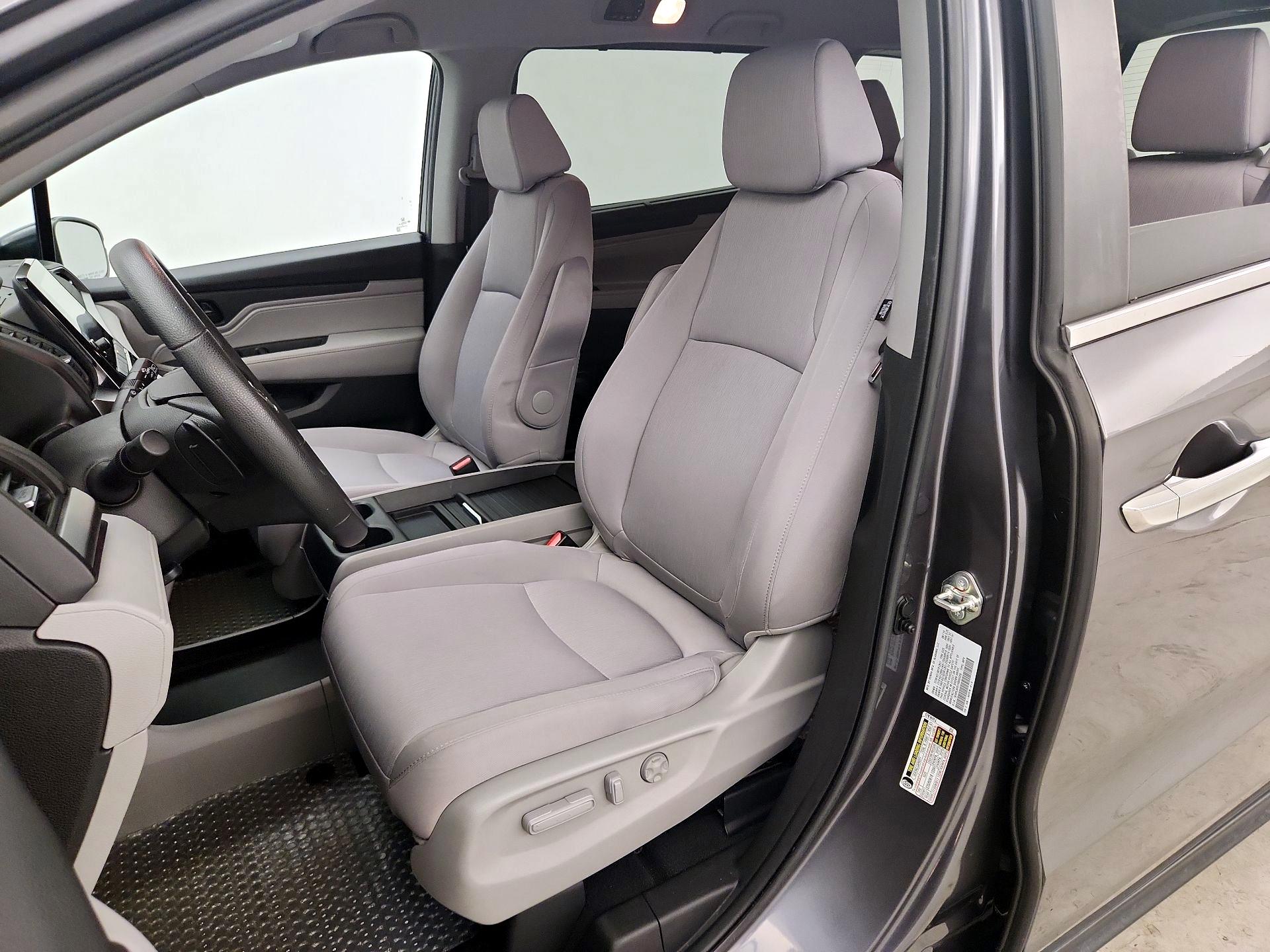 Thumbnail: 2019 Honda Odyssey - 11