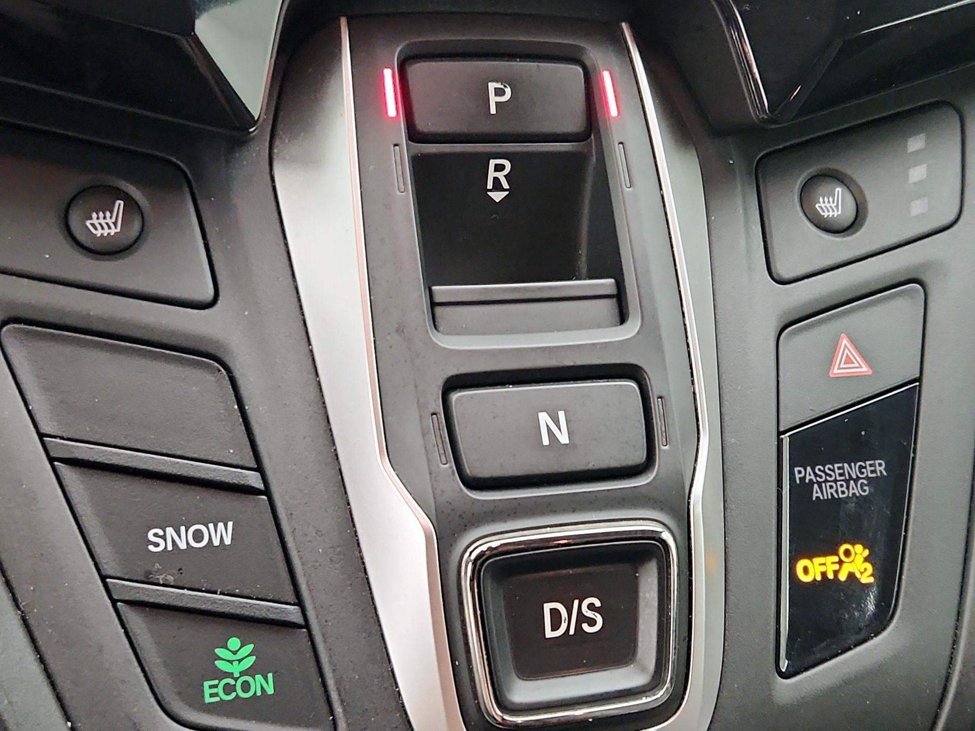 Thumbnail: 2019 Honda Odyssey - 17