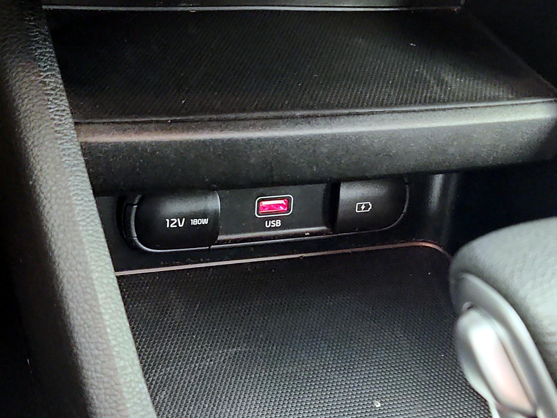 Thumbnail: 2024 Kia Forte - 18