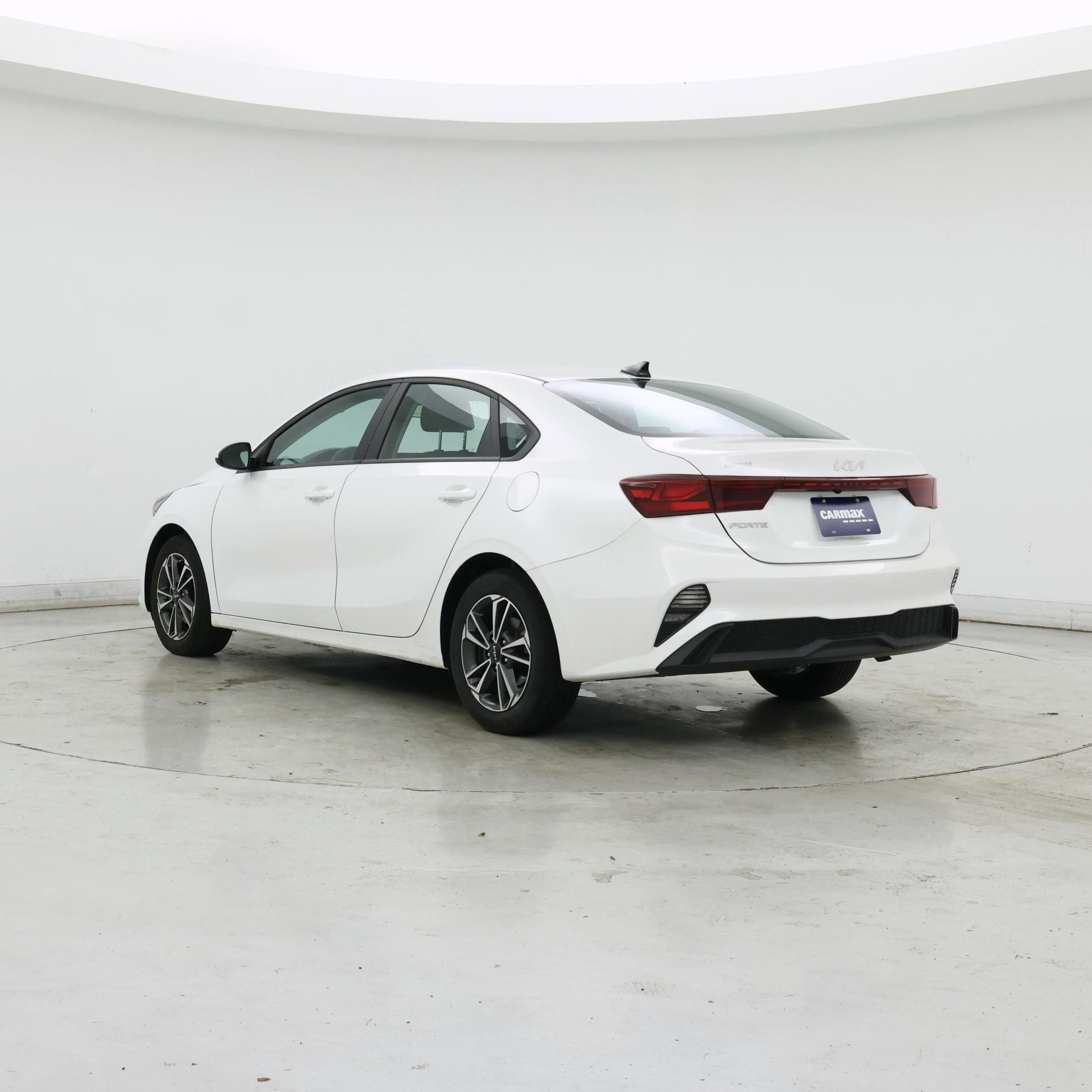 Thumbnail: 2024 Kia Forte - 2