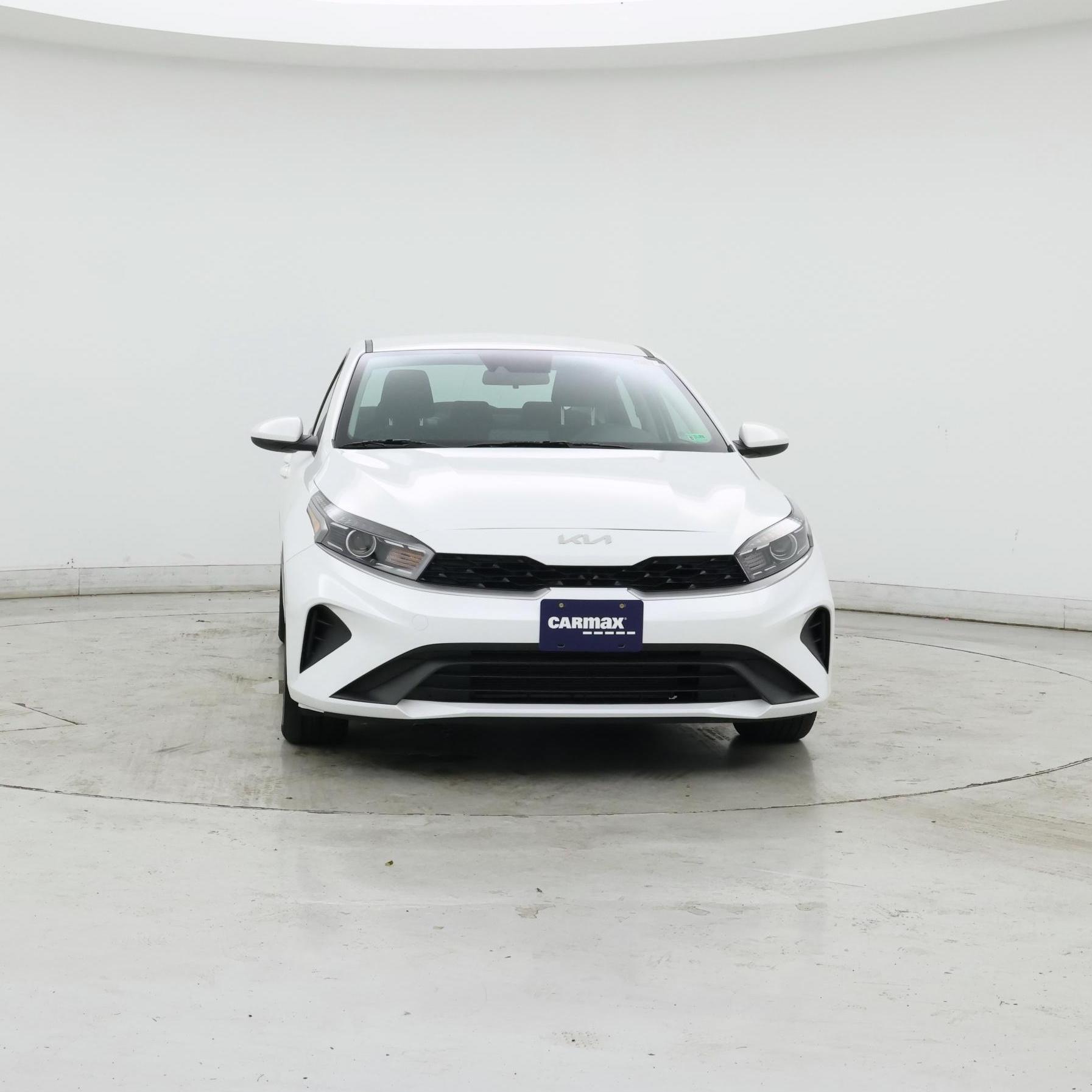Thumbnail: 2024 Kia Forte - 5