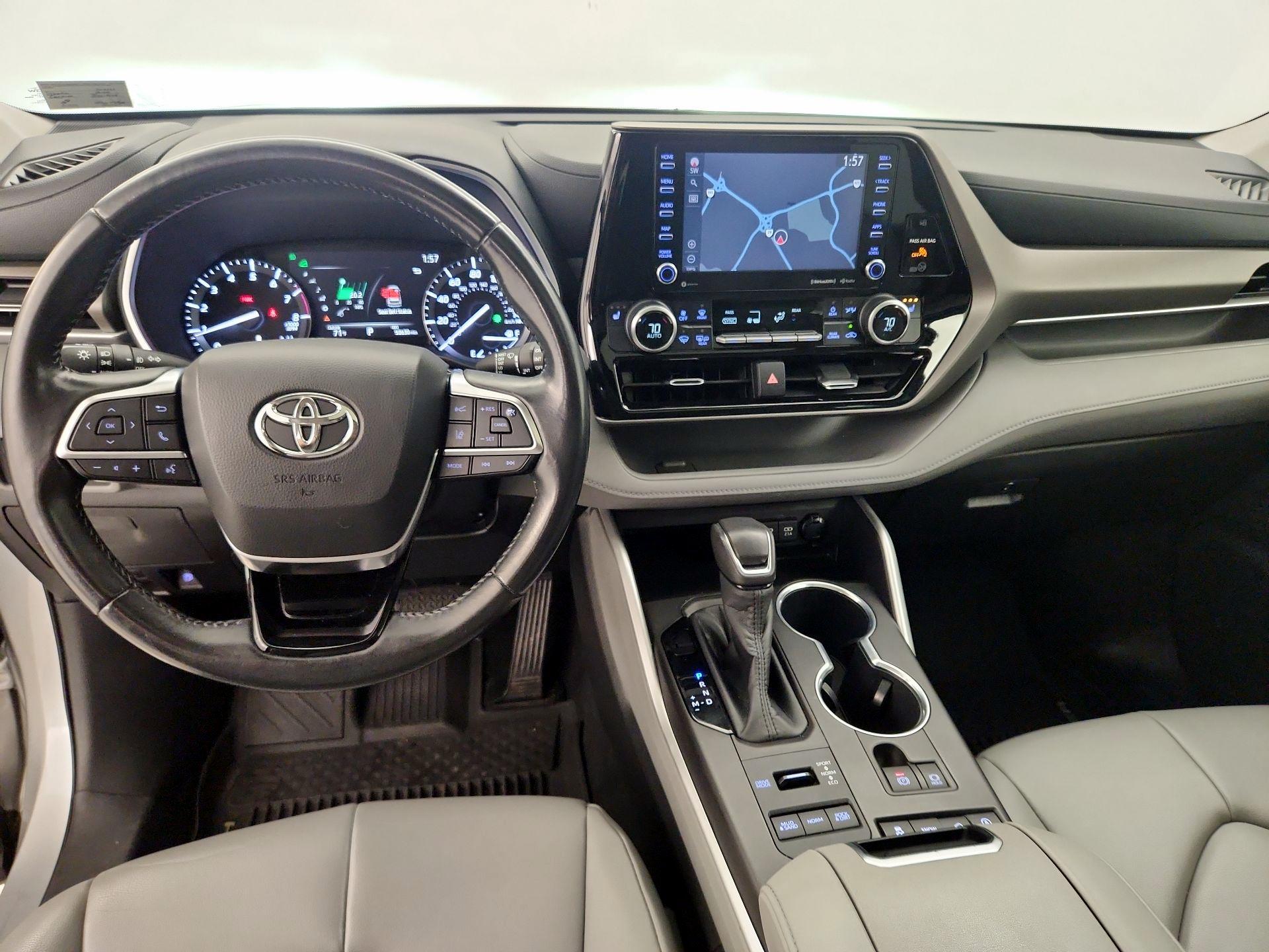 Thumbnail: 2020 Toyota Highlander - 9