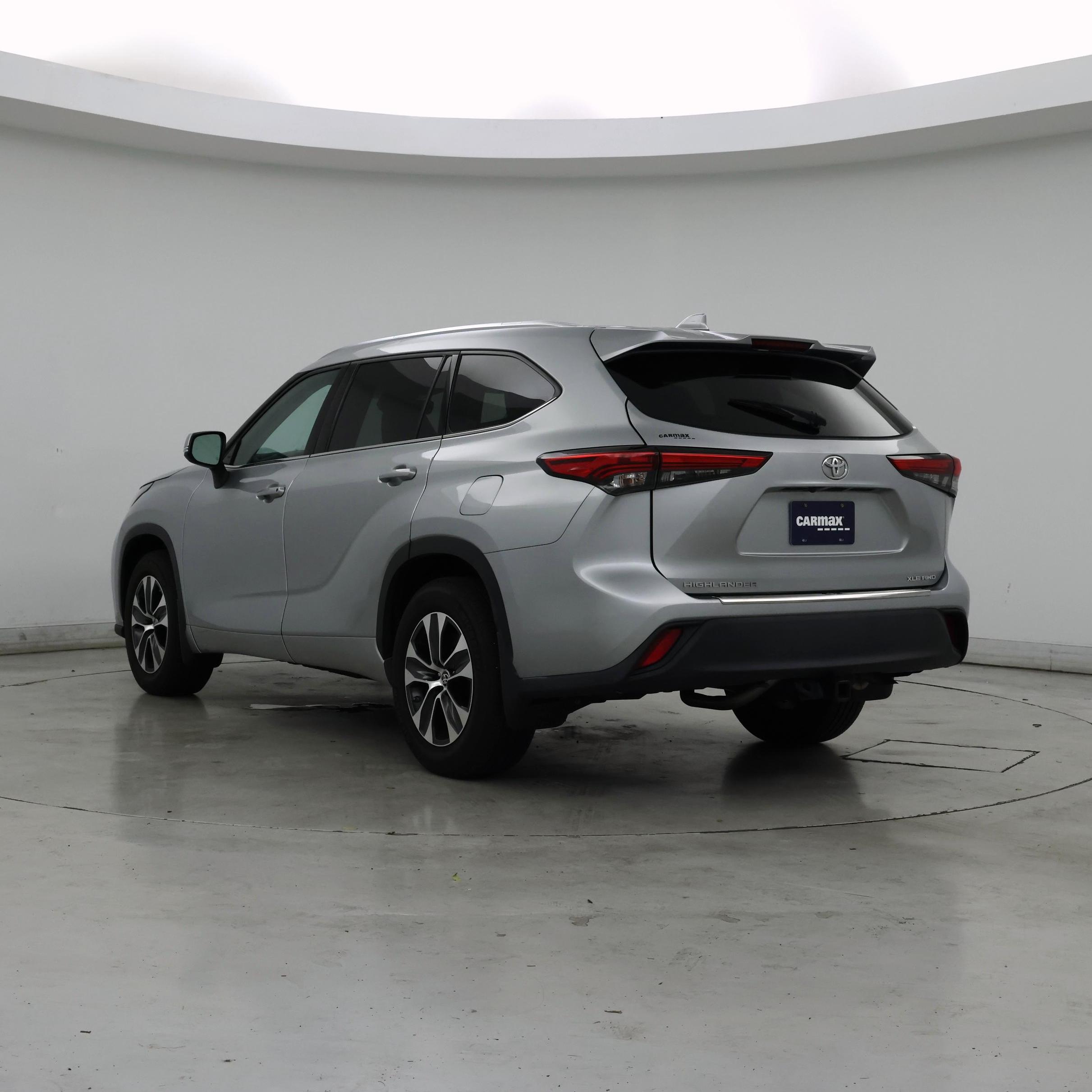 Thumbnail: 2020 Toyota Highlander - 2