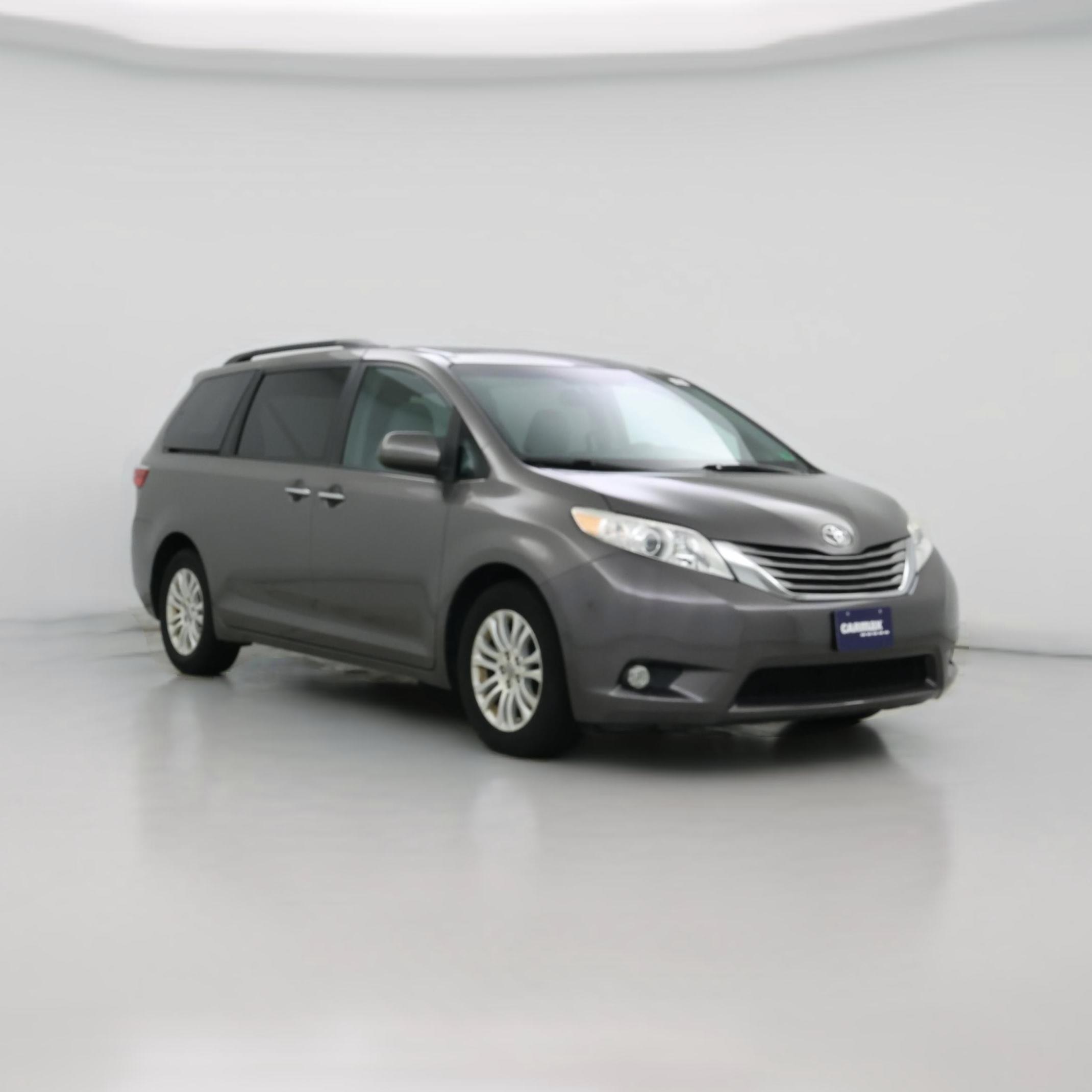 Thumbnail: 2017 Toyota Sienna - 1