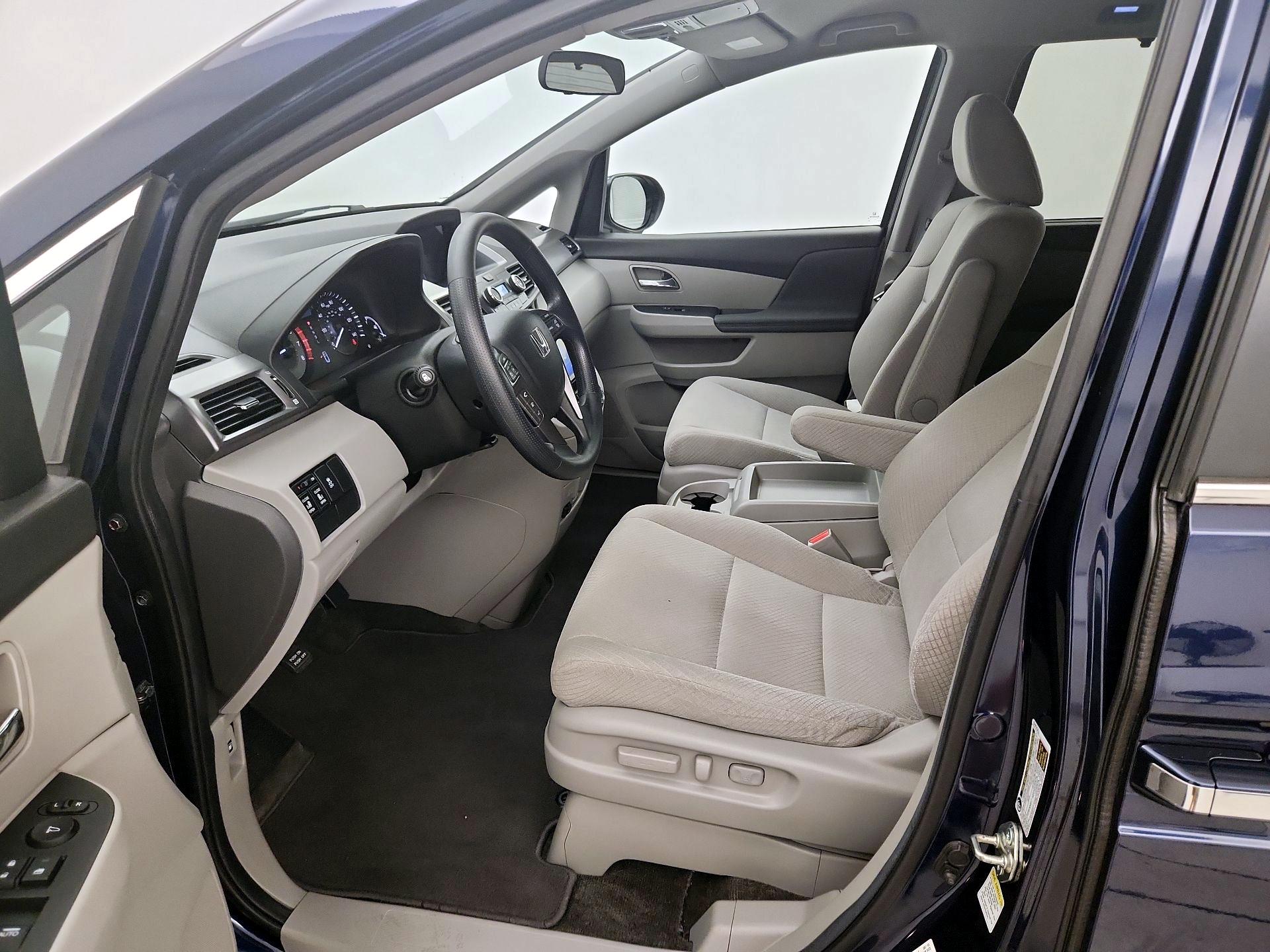 Thumbnail: 2014 Honda Odyssey - 11