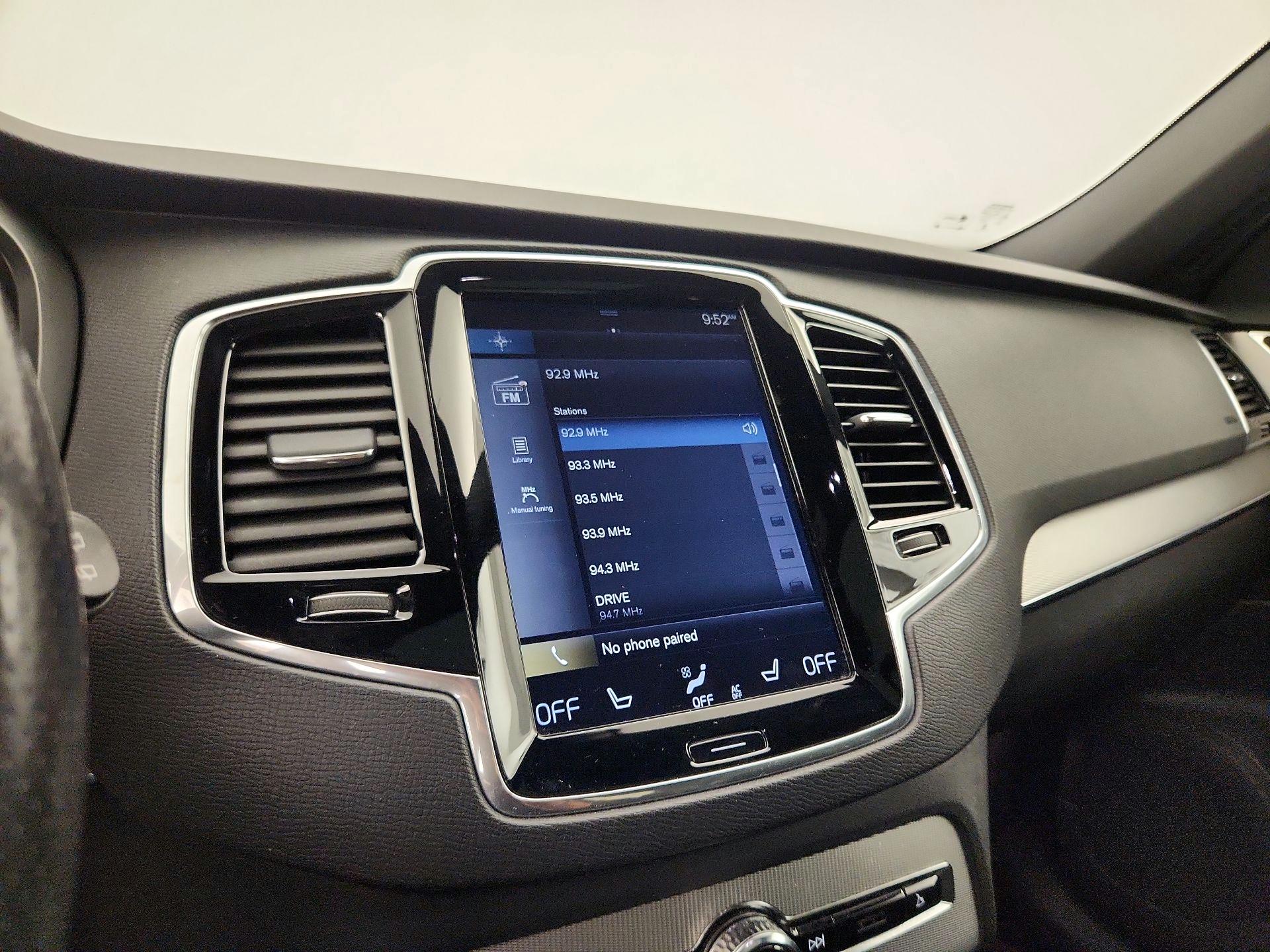 Thumbnail: 2017 Volvo XC90 - 14