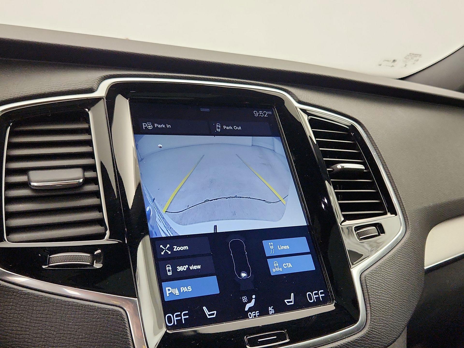 Thumbnail: 2017 Volvo XC90 - 15