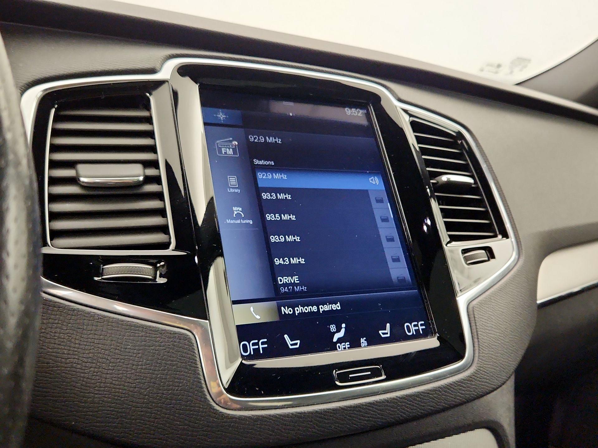 Thumbnail: 2017 Volvo XC90 - 16