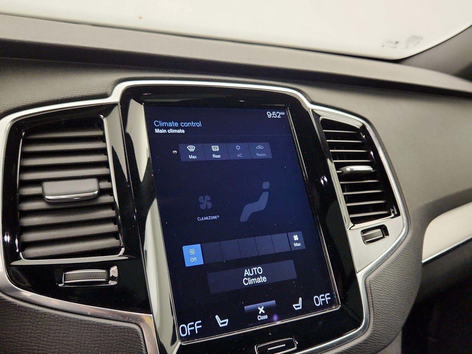 Thumbnail: 2017 Volvo XC90 - 17