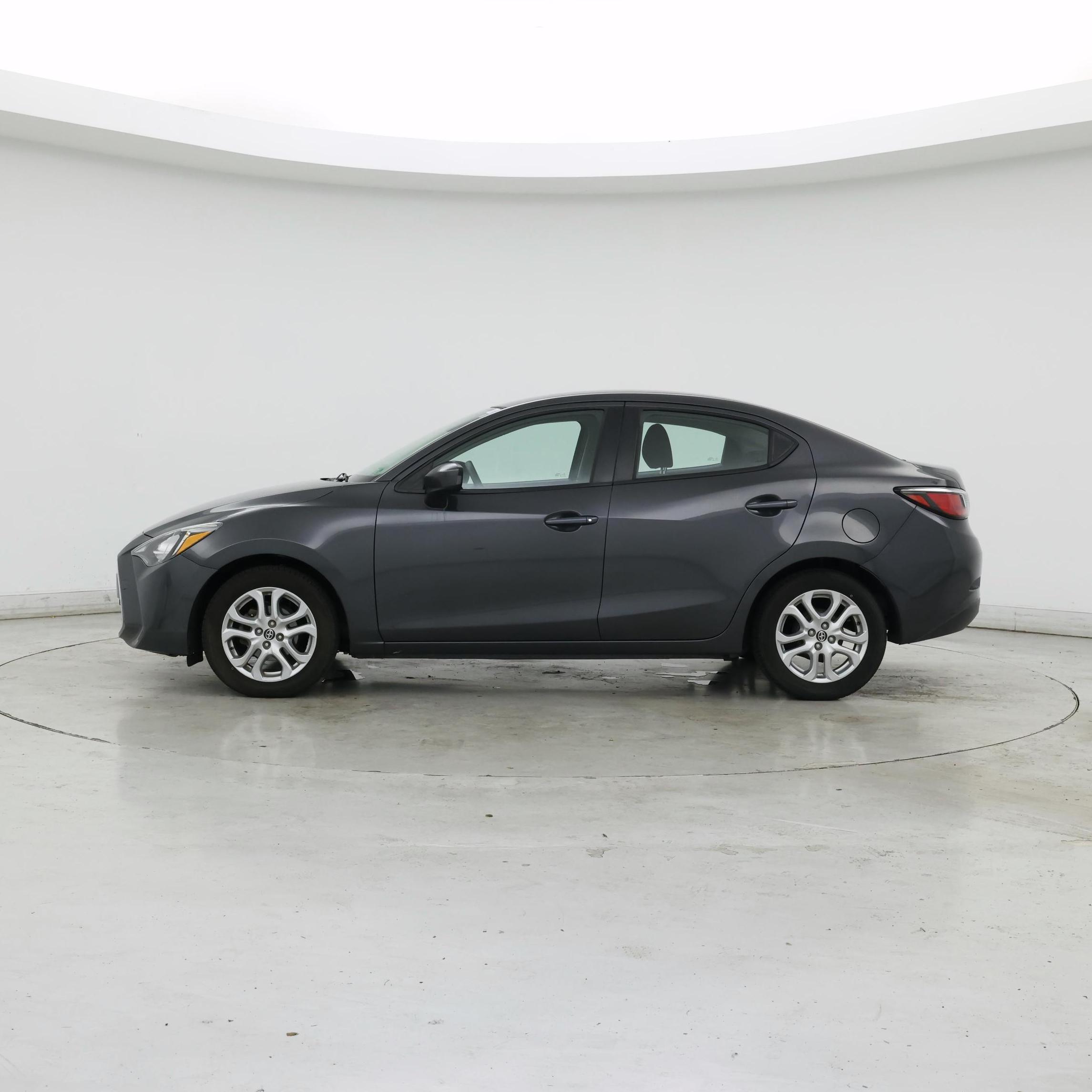 Thumbnail: 2016 Scion iA - 3