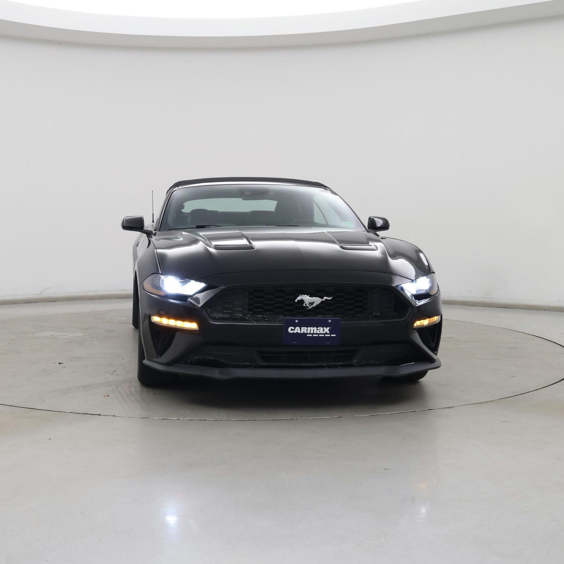 Thumbnail: 2022 Ford Mustang - 5