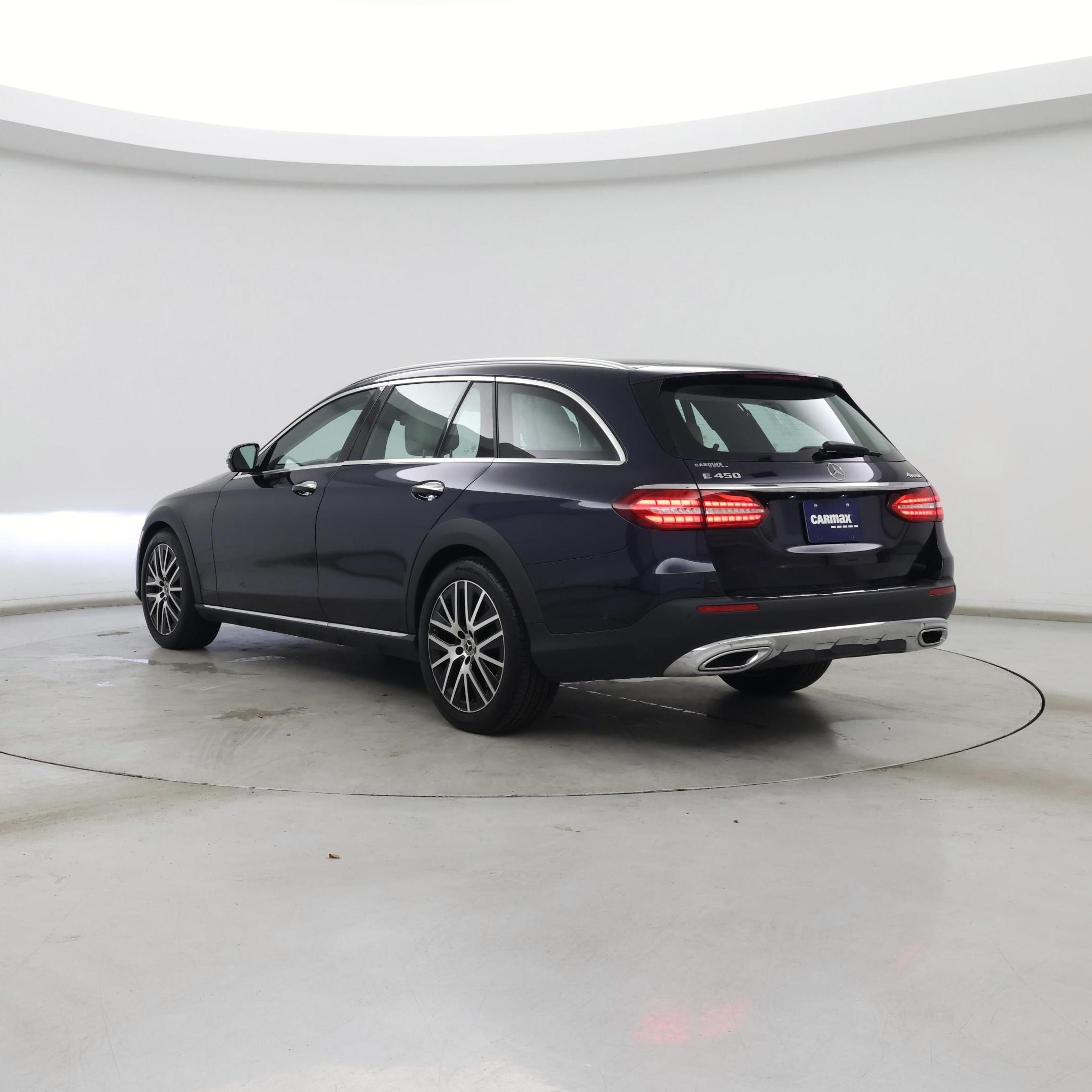Thumbnail: 2022 Mercedes-Benz E-Class - 2