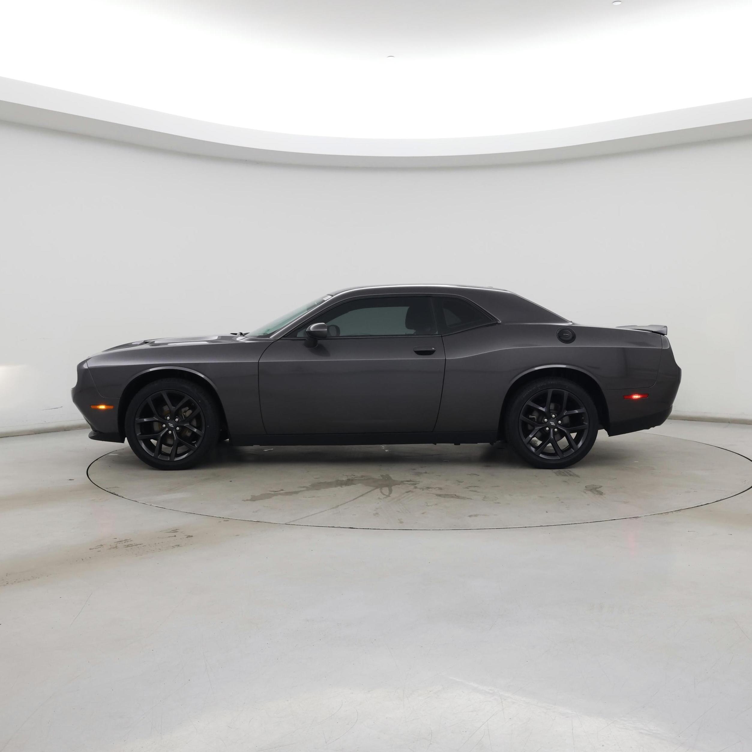 Thumbnail: 2022 Dodge Challenger - 3
