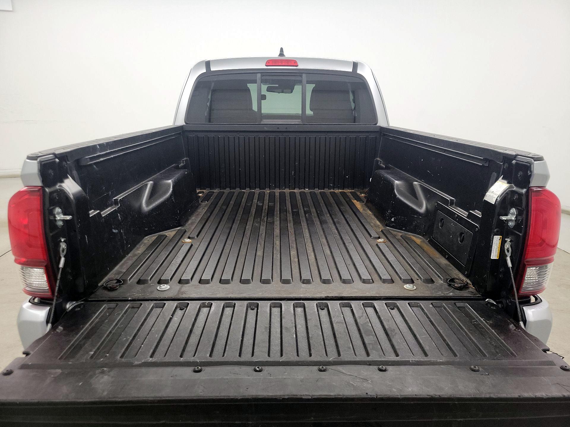 Thumbnail: 2022 Toyota Tacoma - 20