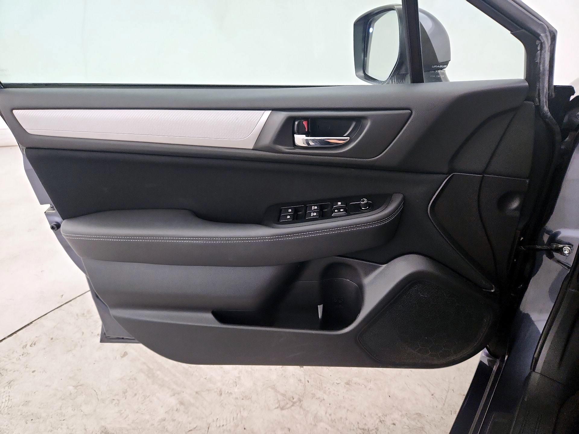 Thumbnail: 2017 Subaru Legacy - 12