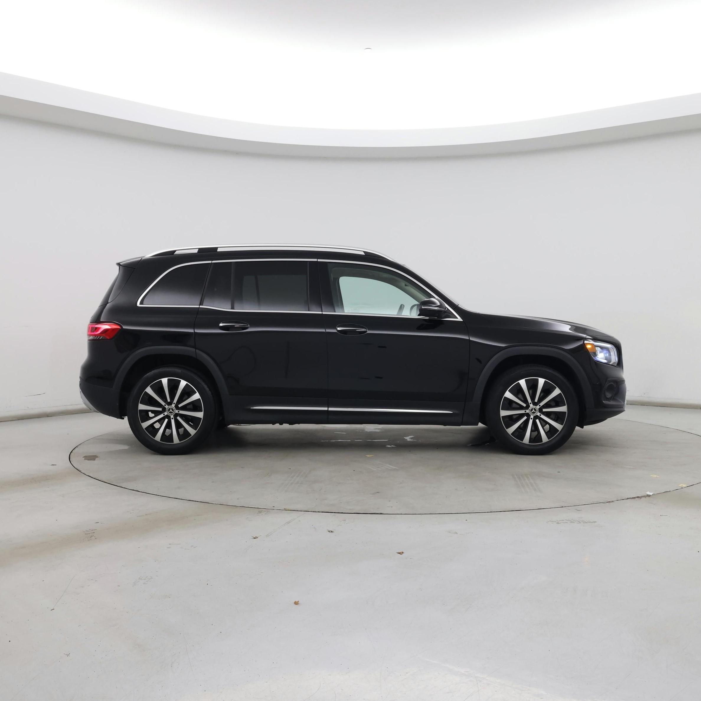 Thumbnail: 2023 Mercedes-Benz GLB - 7