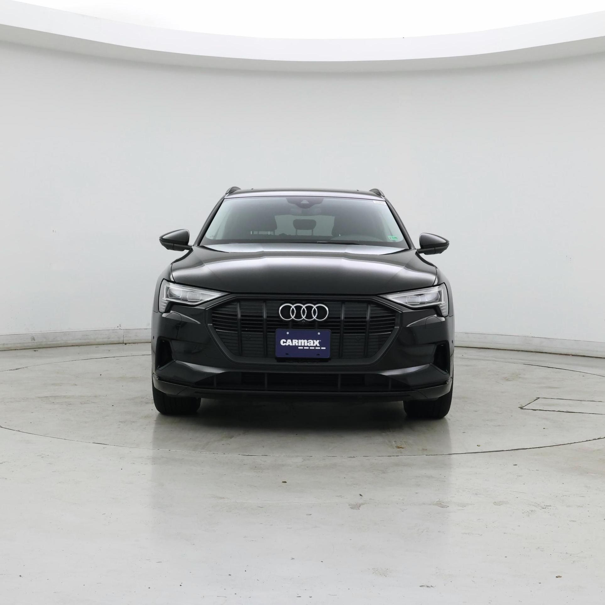 Thumbnail: 2021 Audi e-tron - 5