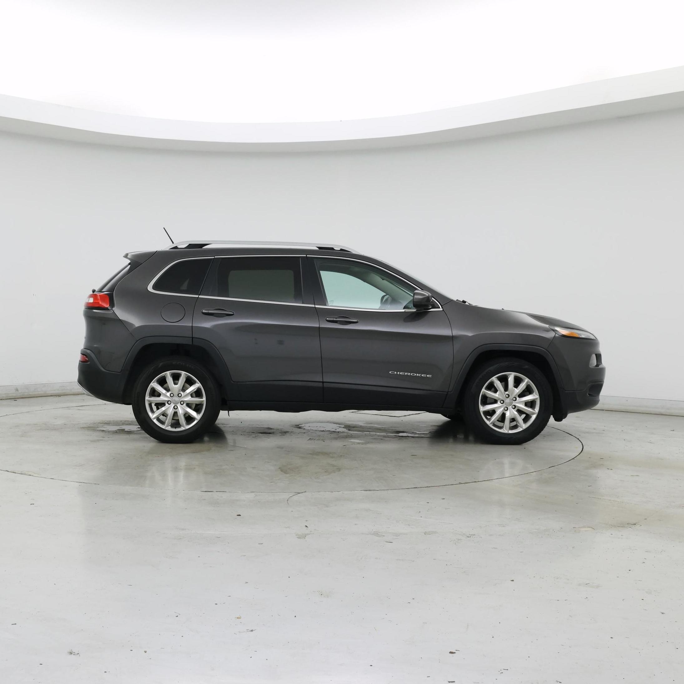 Thumbnail: 2015 Jeep Cherokee - 7