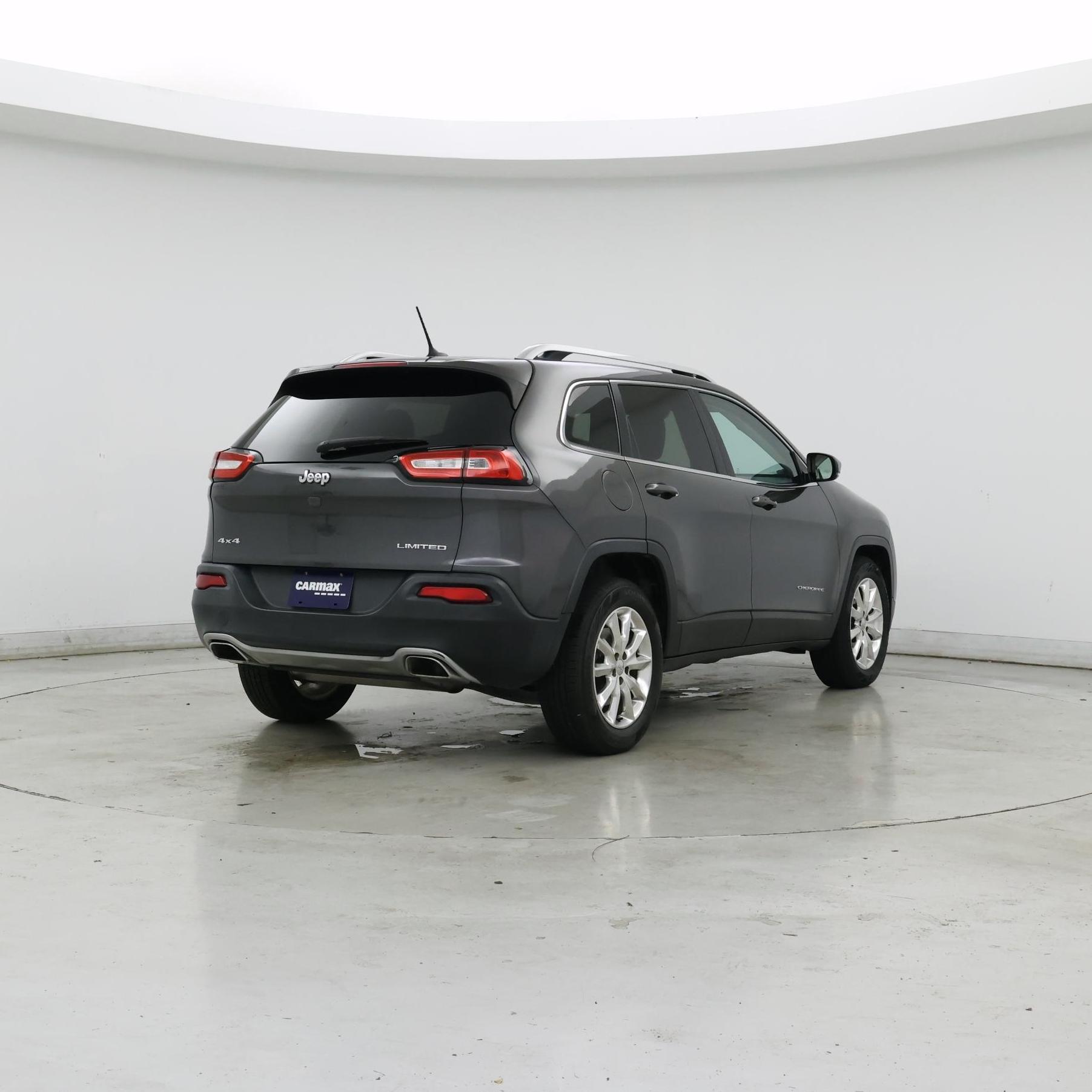 Thumbnail: 2015 Jeep Cherokee - 8