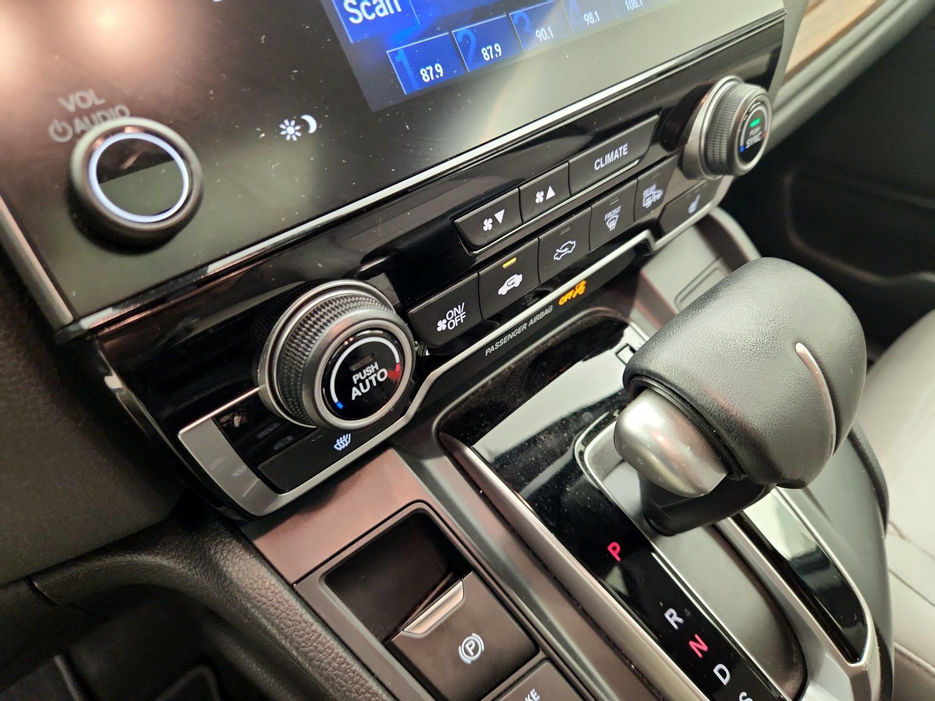 Thumbnail: 2019 Honda CR-V - 16