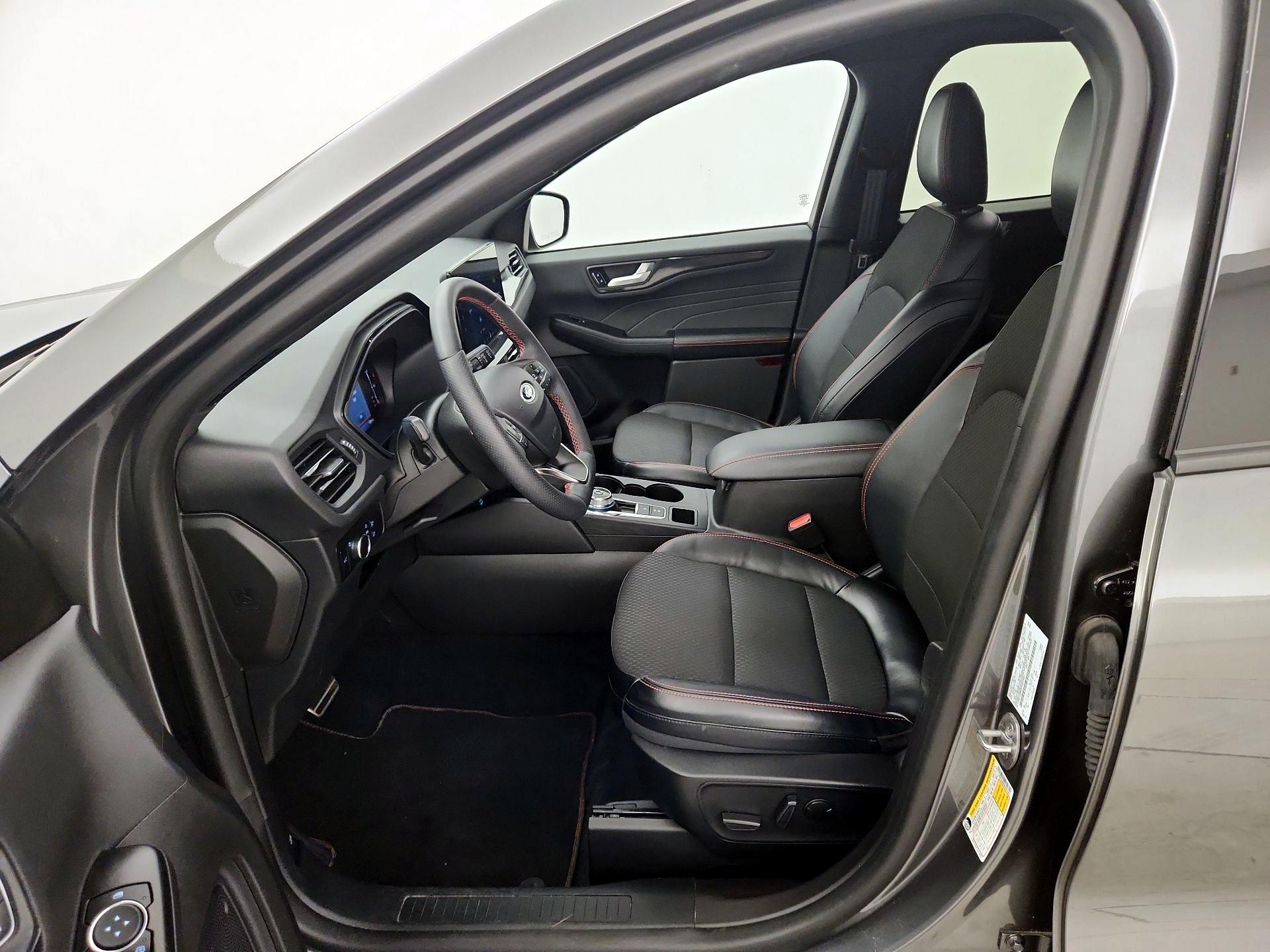 Thumbnail: 2023 Ford Escape - 11