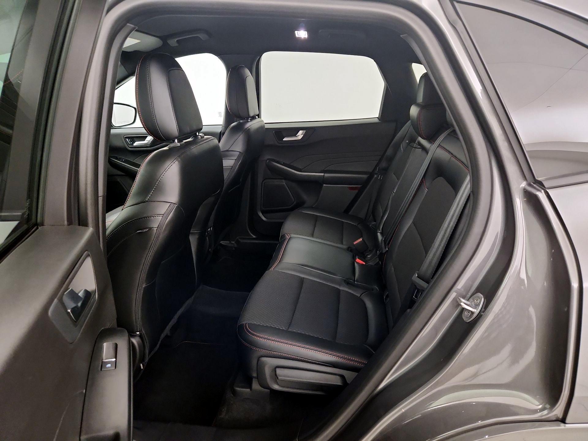Thumbnail: 2023 Ford Escape - 20